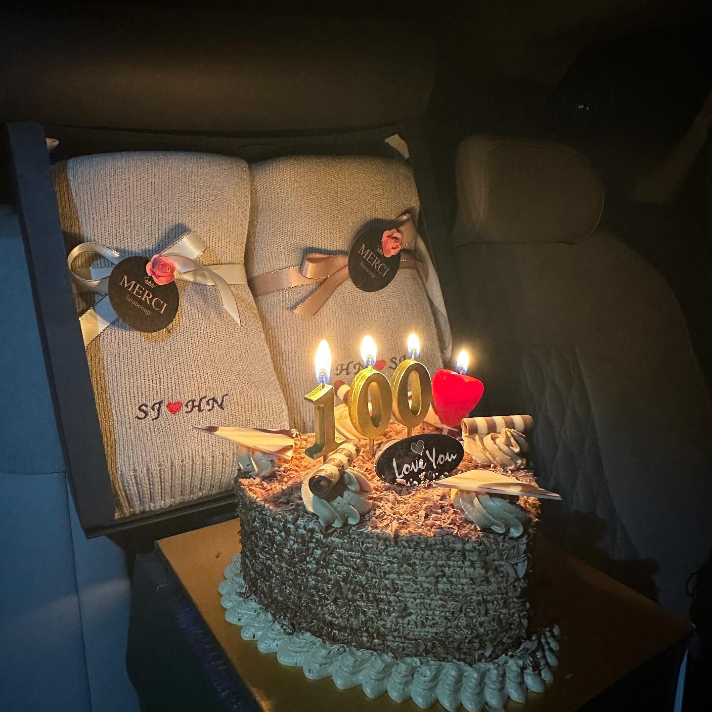 선조 인스타 할 줄 몰라서 게시글 다 날려머거씀
+100❤️ 항상 고마워