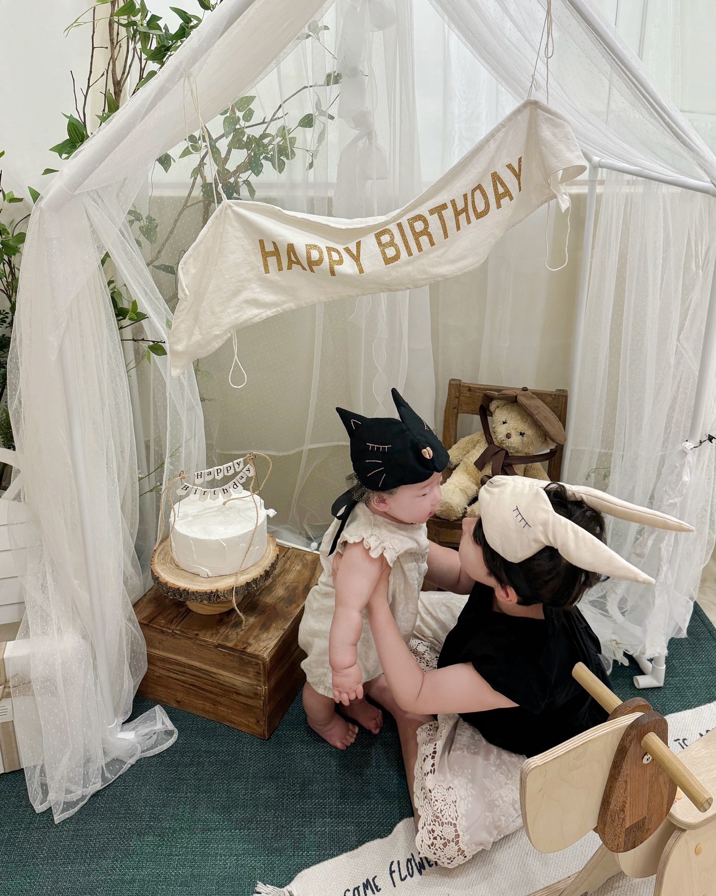 형아 생일축하해 ෆ ෆ ෆ
똑닮은 아들 둘 보고만있어도 흐뭇
진짜 사랑이여라 🥰