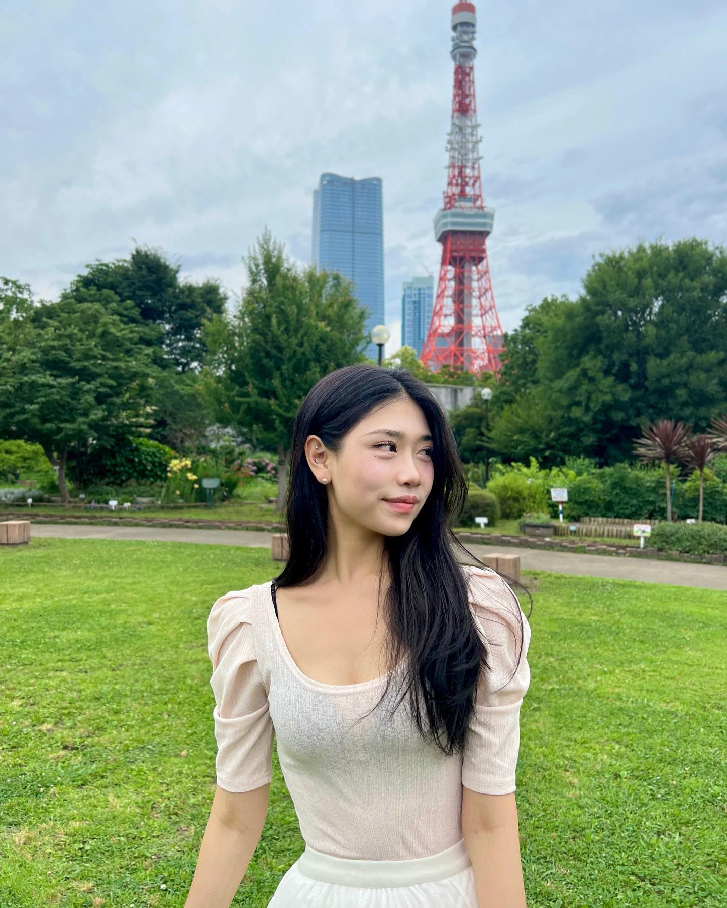 🗼