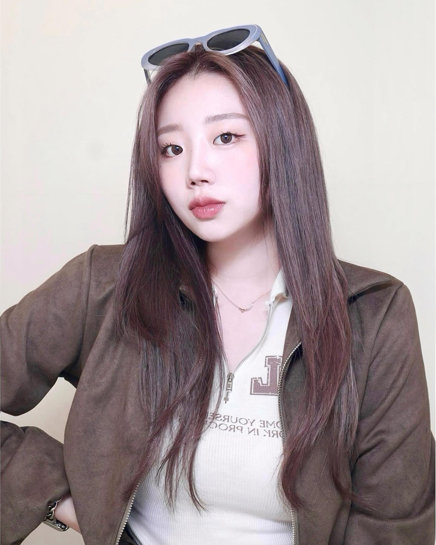 1년만에 돌아온 톤다운…🤎💛🖤
