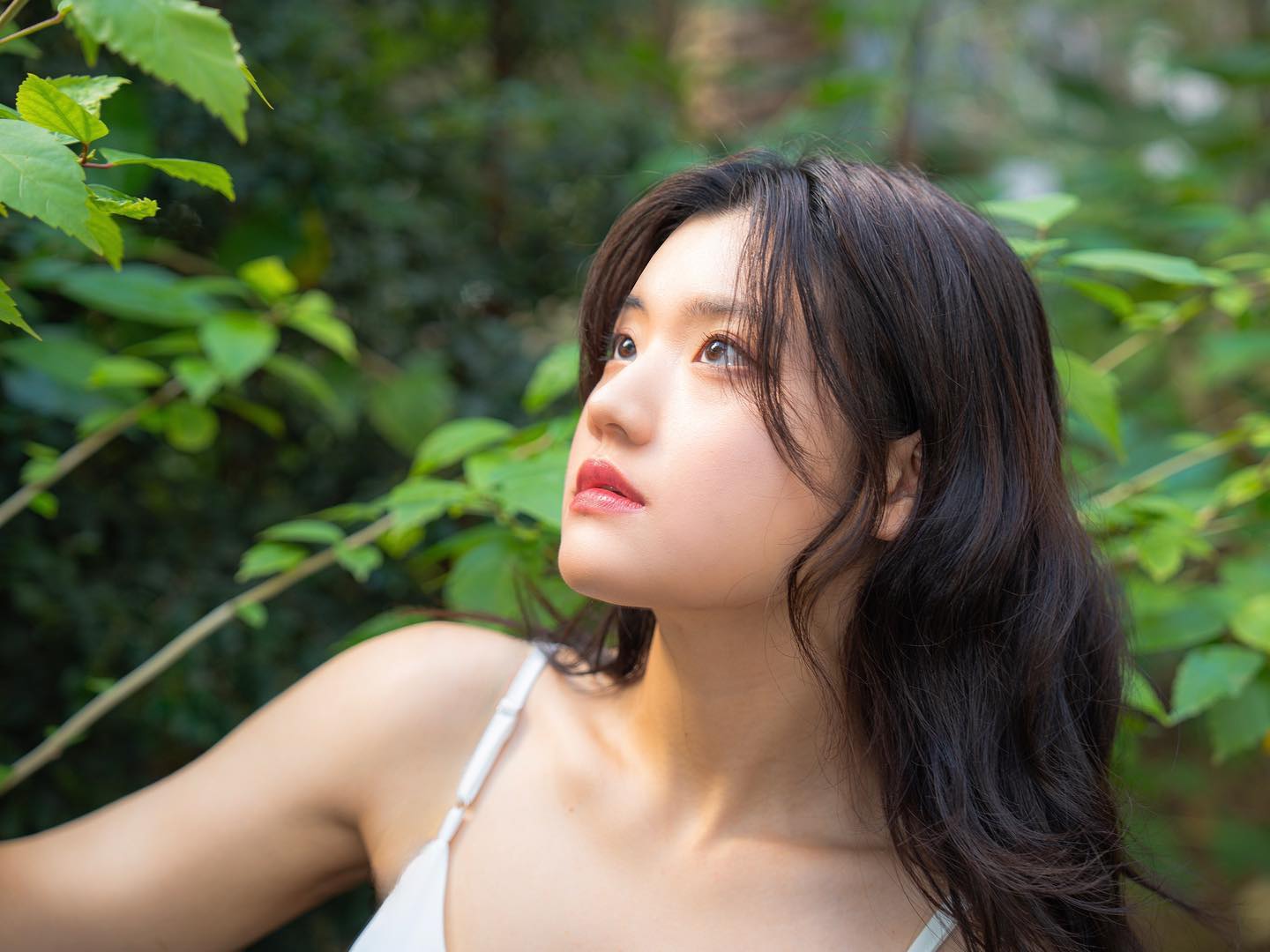 🪵 숲의 아이 🌿

P heedam_p 

-
작가님의 첫 인물스냅 모델이 될 수 있어 영광이었습니다 🤭
더운 온실에서도 최선을 다해 주신 작가님 덕분에 
즐겁고 뜻깊은 촬영이었어요! 👍🏻
