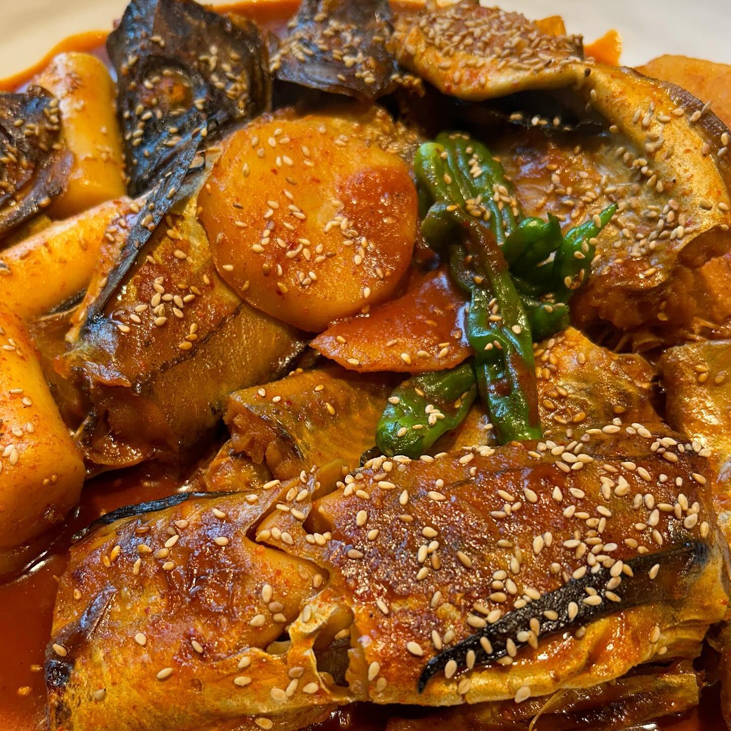 [ #민락지구 맛집 #곤드레킹 의정부점 ]
: 부모님이 만족스러워 했던 #곤드레킹의정부점

주차 : 여유
번호 : 0507-1303-7191
주소 : 경기 의정부시 민락로465번길 21
영업 : 11시 ~ 21시 / 라스트오더 20시 30분
​

#먹스타#맛스타#맞팔#맛팔#먹방#블로그#체험단#협찬#좋반#맞팔해요#muk#오늘뭐먹지#해장#의정부밥집#의정부식당#koreafood#food#foodphotography#followforfollowback#음식