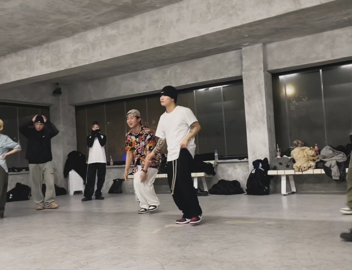 ✨✨✨✨😎

1. oooosu_ x taeheon____ 
2. nat_bat_ 

새로운 배움 가득🫠

#choreography #dancer #cover #댄서 #안무