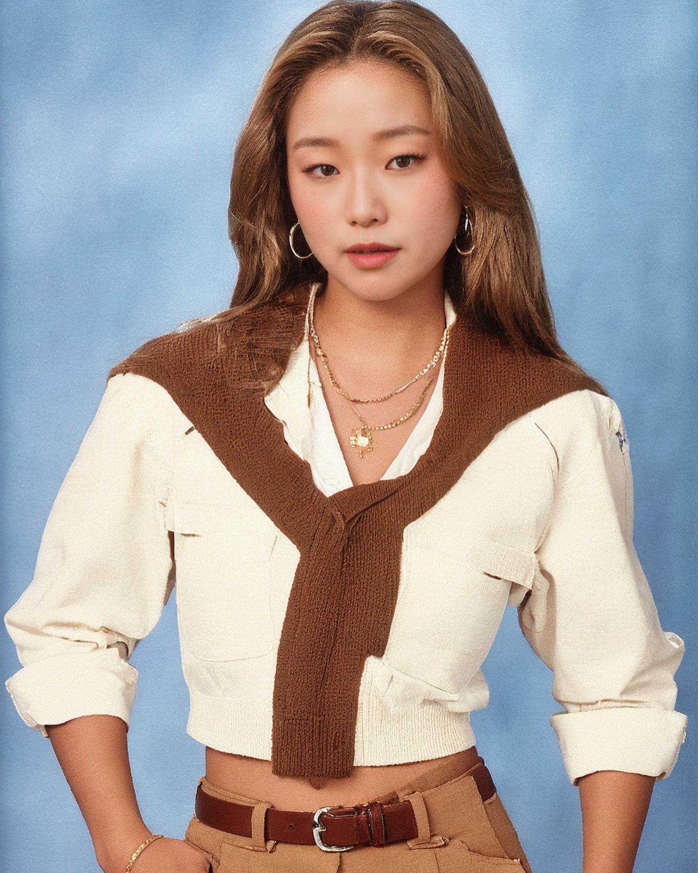 재미교포졘니 미쿡 살았을 때....🇺🇸
마지막은 무에타이 선수인가...
#AI #이어북 #90년대추억
