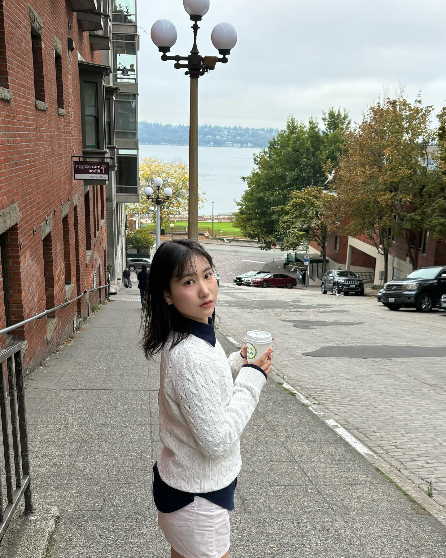 Fall in Seattle🍂
바쁘게 돌아다녔던만큼 
더 즐거웠던 시애틀 첫(+1)날💓