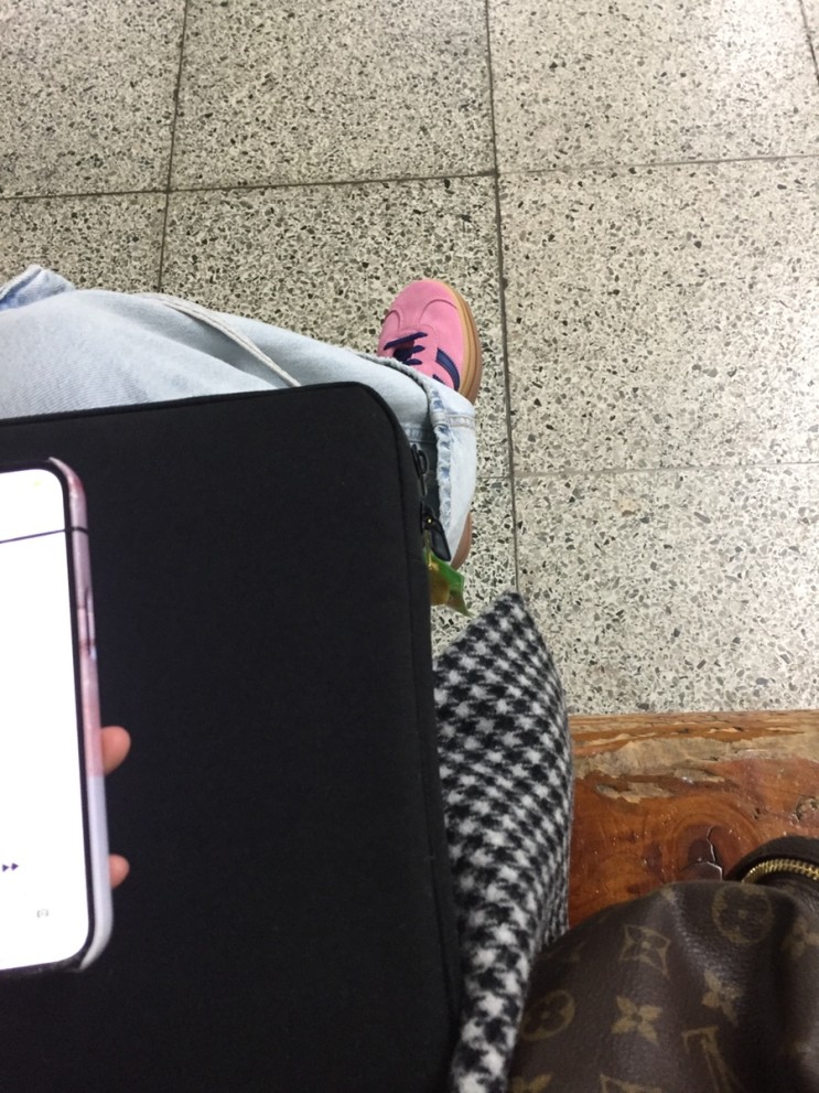 응응 .. 개강한 사람이 되