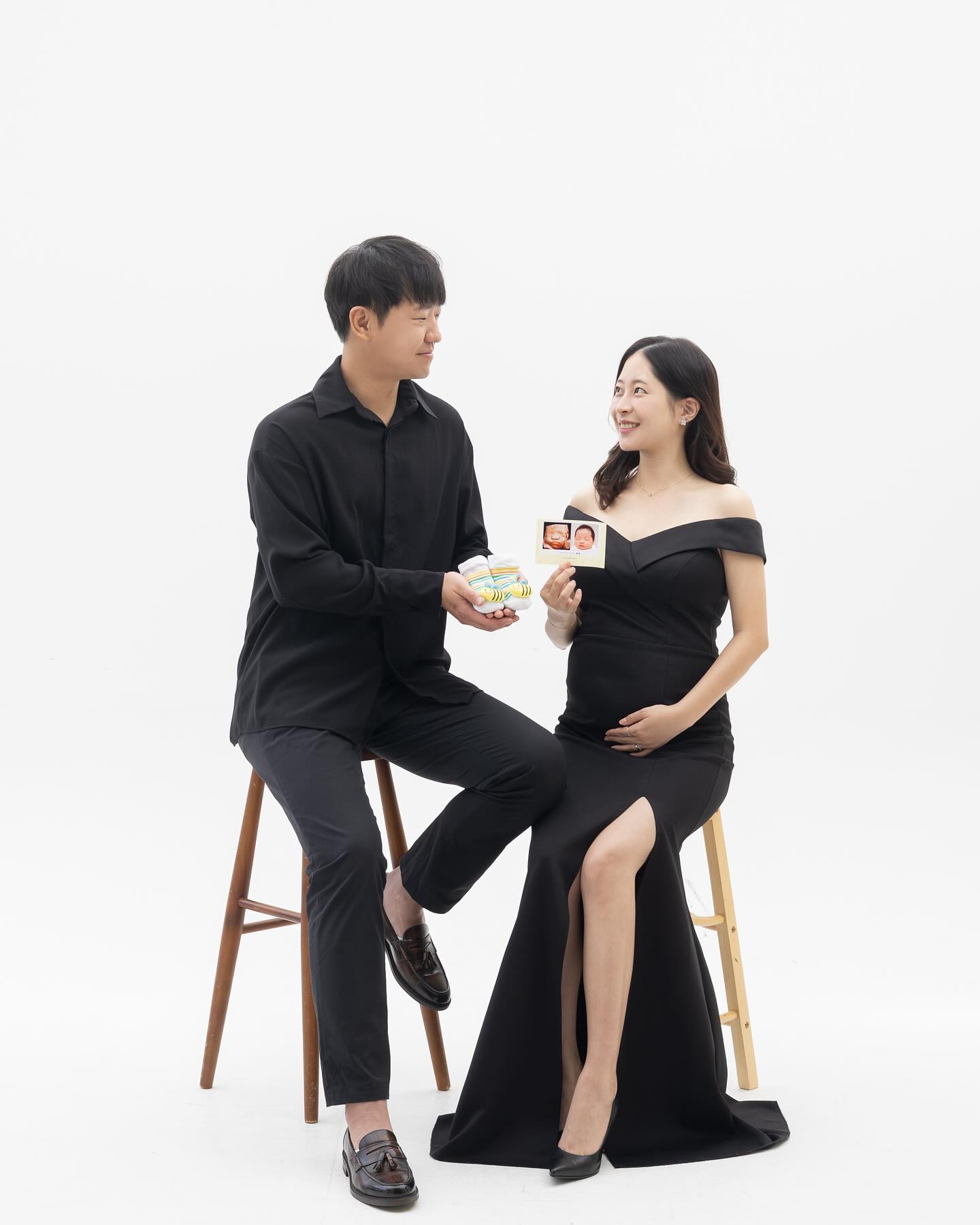 #만삭촬영#끄읕#👼 
탄탄아 오늘은 아빠랑 엄마가 사진촬영을 했어
오랜만에 사진이라 얼마나 힘들던지…
아빠는 숙제같은 편지로 이벤트를 해줘서 
너무 행복해서 눈물이 왈칵#😭#❤️ 
건강하게 태어나서 보자#🤰#✨ 
#사랑해#내새끼#우쭈쭈