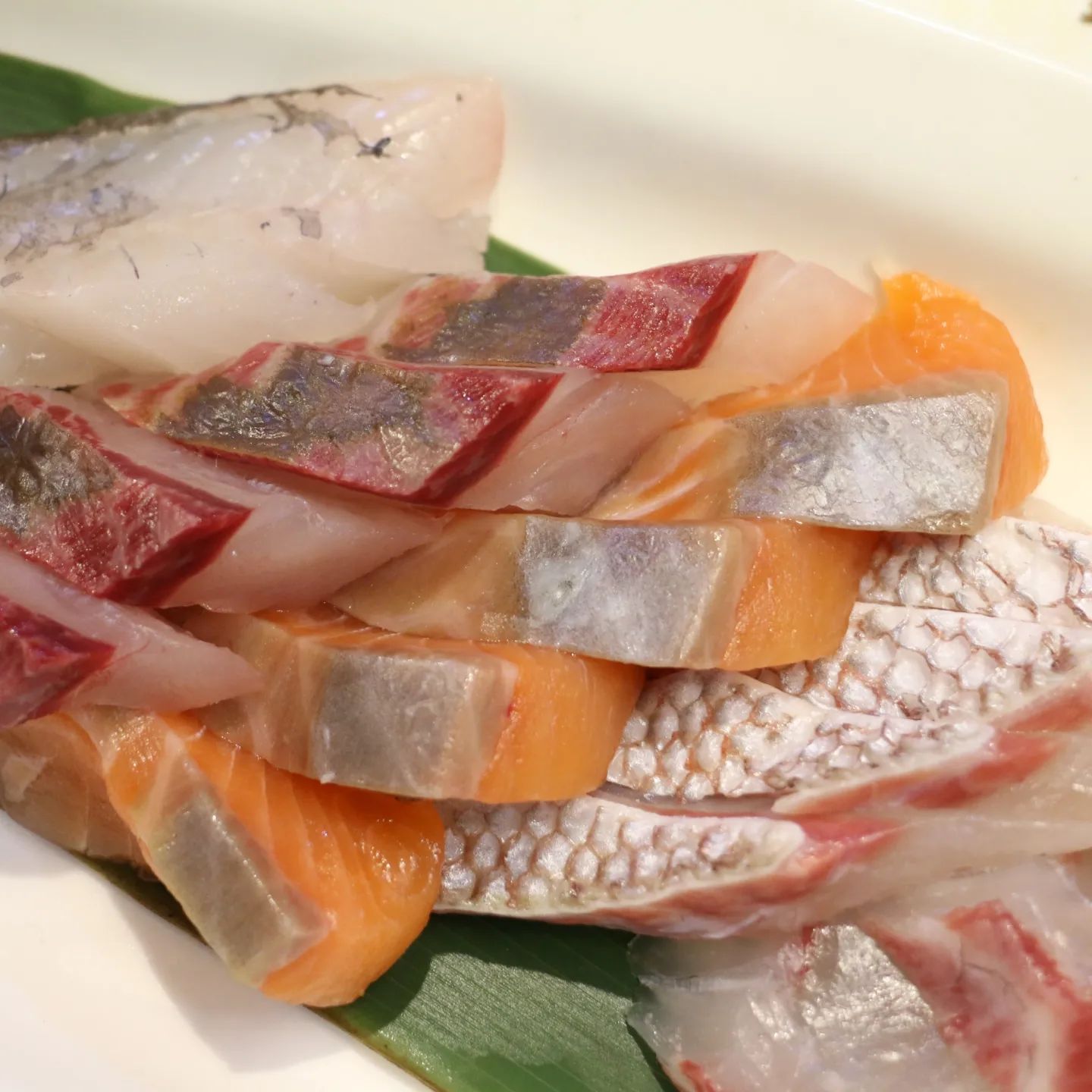 #협찬 소사벌횟집 [일잔숙성회전문점]☆
숙성회 맛이 끝내주는 집이에요.
홀 분위기도 좋았습니다.
.
일잔코스 2인을 먹었어요.
코스에 나오는 요리 전부 다
꿀맛입니다ㅠ
.
고등어구이도 살이 오동통하고
간이 잘 베어있어요.
.
◇0507-1311-5368
◇경기 평택시 비전5로 11
◇정기휴무 없음
.
#소사벌횟집 #일잔숙성회전문점 #소사벌일잔 #소사벌맛집 #소사벌술집 #소사벌일식 #소사벌회식장소 #koreanrestaurant #japanesefood #koreanfood