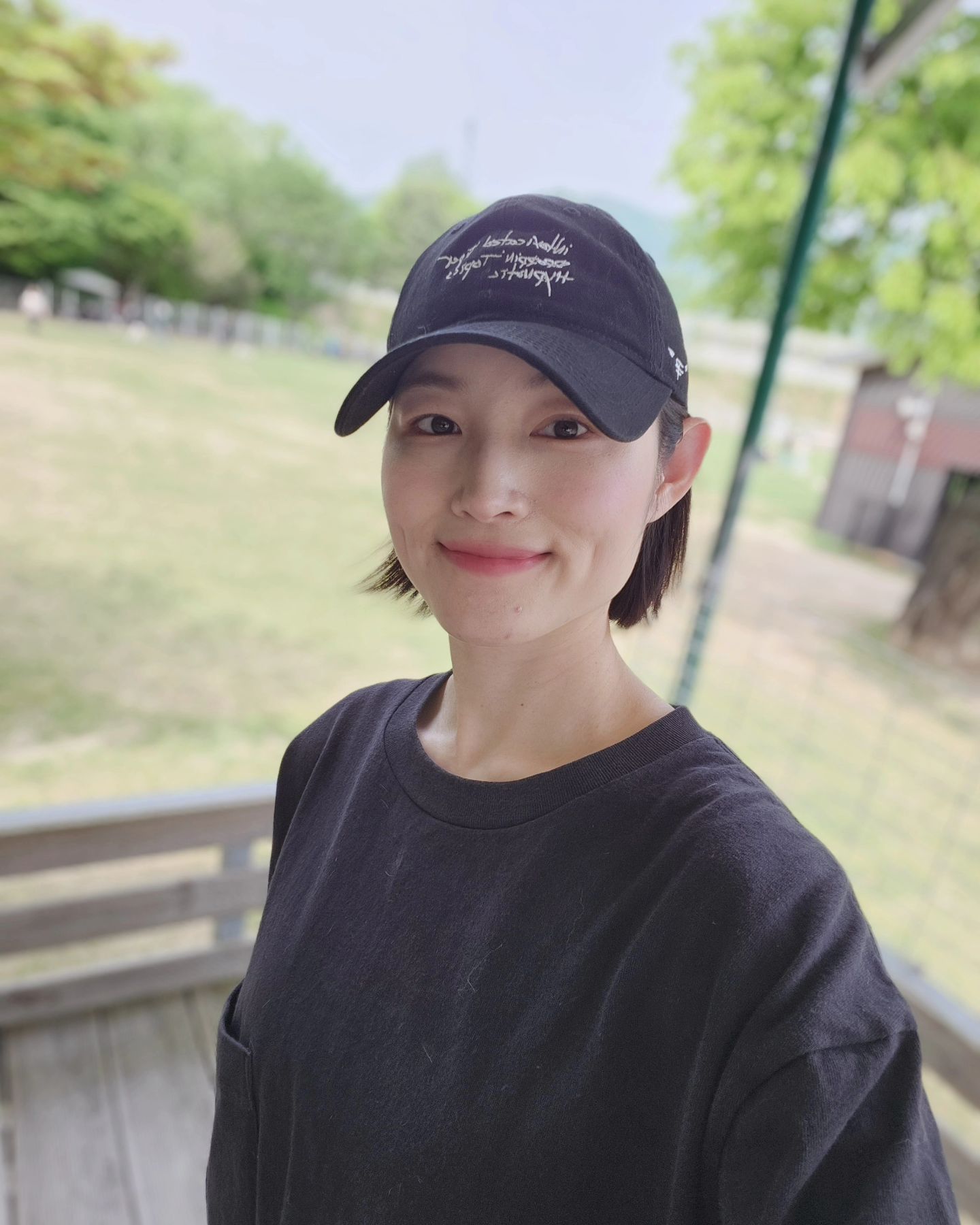 #날씨맑음 🌞 
날씨 너무 좋쟈냐
나도 놀러가고 싶쟈냐🥲