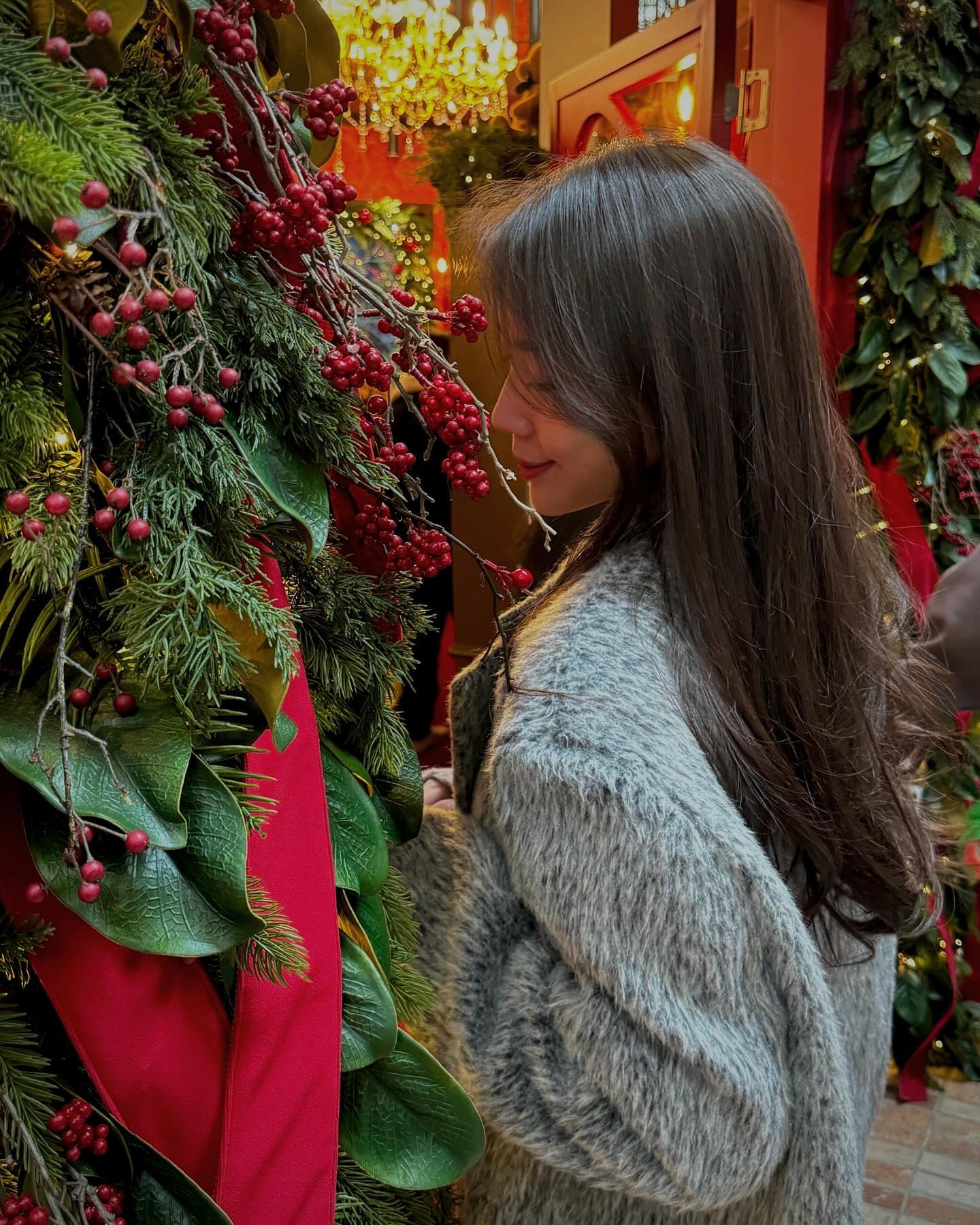 .
HAPPY CHRISTMAS 🎄