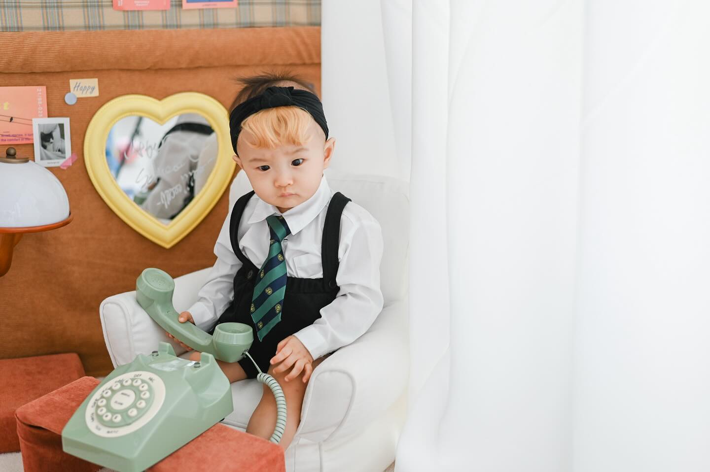𝐘𝐨𝐮𝐧𝐡𝐨’𝐬 𝟑𝟎𝟎𝐝𝐚𝐲𝐬🧑‍🎓

내가 제일 조아하는 유노표정🤨
나 이러케 인상쓰는 애기 첨봐ㅠㅠㅋㅋㅋ
긍데귀여워..

이로캐 인상쓸때 오빠랑 판박이 그자체,,,✨💖
그치 엄마가 아빠가 짓는 이 표정 엄청조아하지,,🫧

moomoo_studio_official