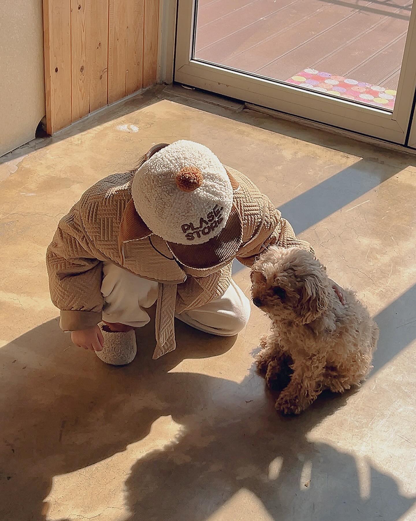 ✿
⠀
귀여운 댕댕이와 댕댕이 같은 녜쁜딸 ♥️
⠀
⠀
⠀
⠀
⠀
⠀
⠀
👶🏽 ℳ𝓎 𝒷ℯ𝓁ℴ𝓋ℯ𝒹 𝒷𝒶𝒷𝓎 #ʙʏᴇᴏʟ♥
⠀
#ʙʏᴇᴏʟ♥ #별공주 #키즈모델 #아기모델 #별스타그램 #48개월아기 #육아스타그램 #빛나라별공주