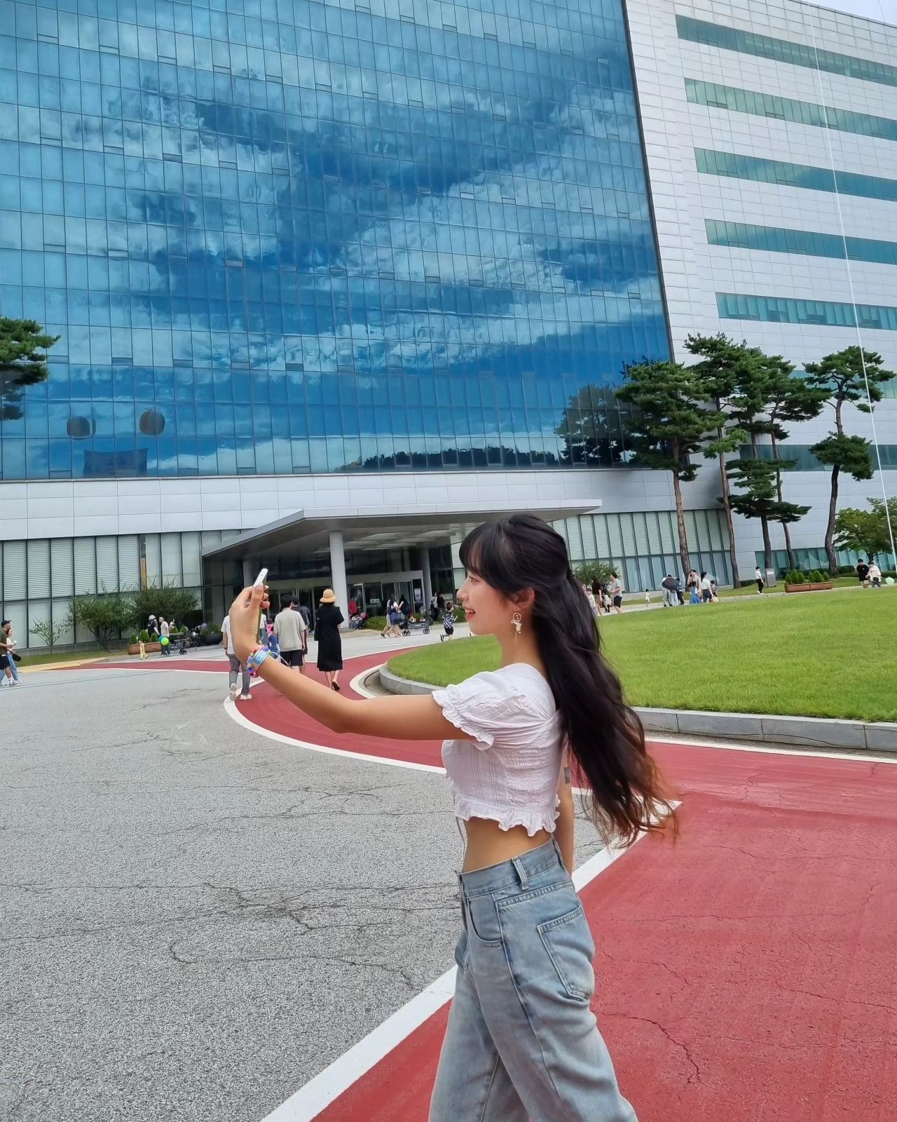 오랜만에 어린이였다 💙💛

라기엔 그냥 구슬아이스크림 없어서 찡찡거리는 어른됨 🙄