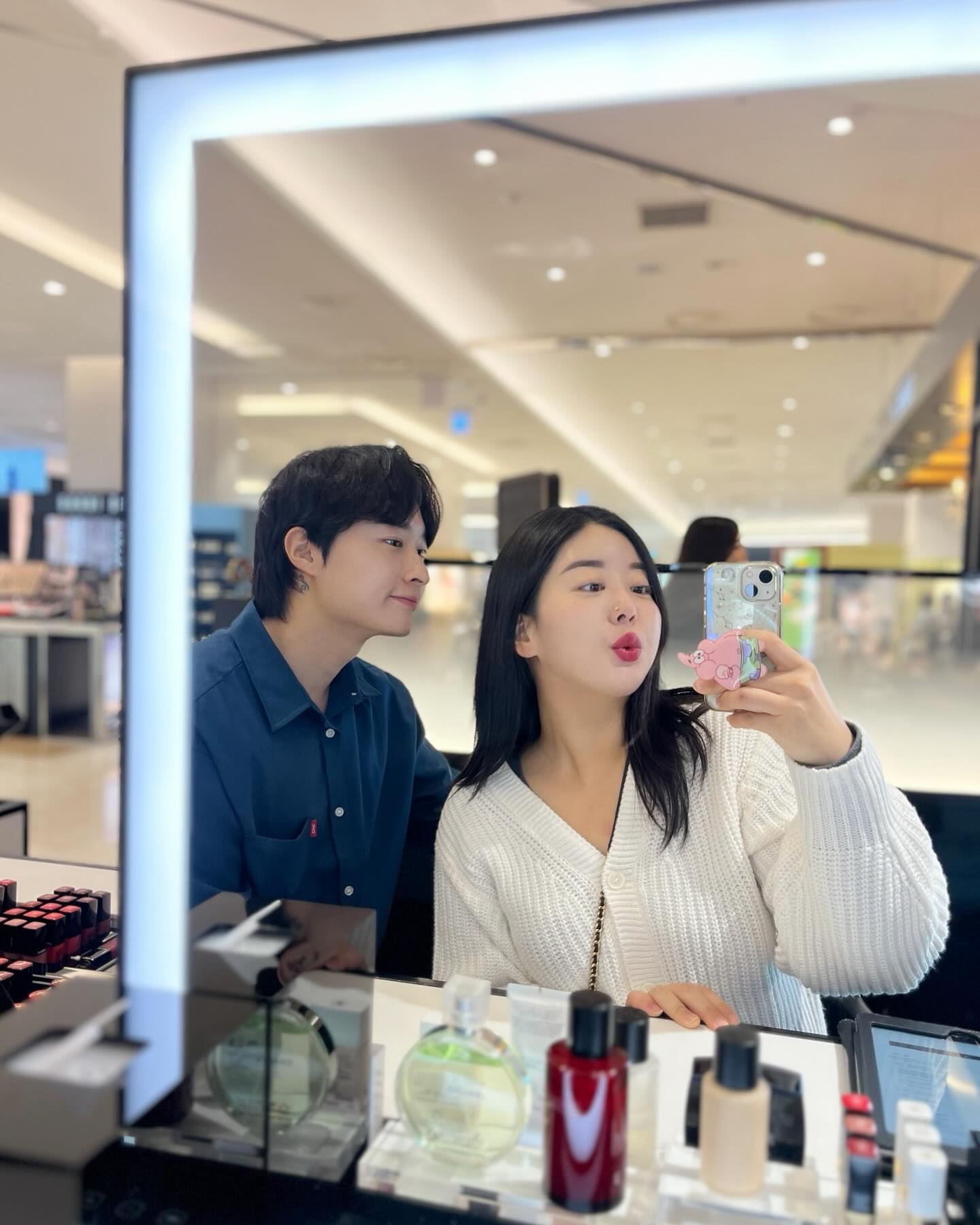 2024.2.24
⠀⠀⠀⠀⠀⠀⠀
밍규한테 서프라이즈로 선물도 받고
바다보러 인천도 데리고 가줬던날 🌊🤍
⠀⠀⠀⠀⠀⠀⠀
#Jamsil #Incheon