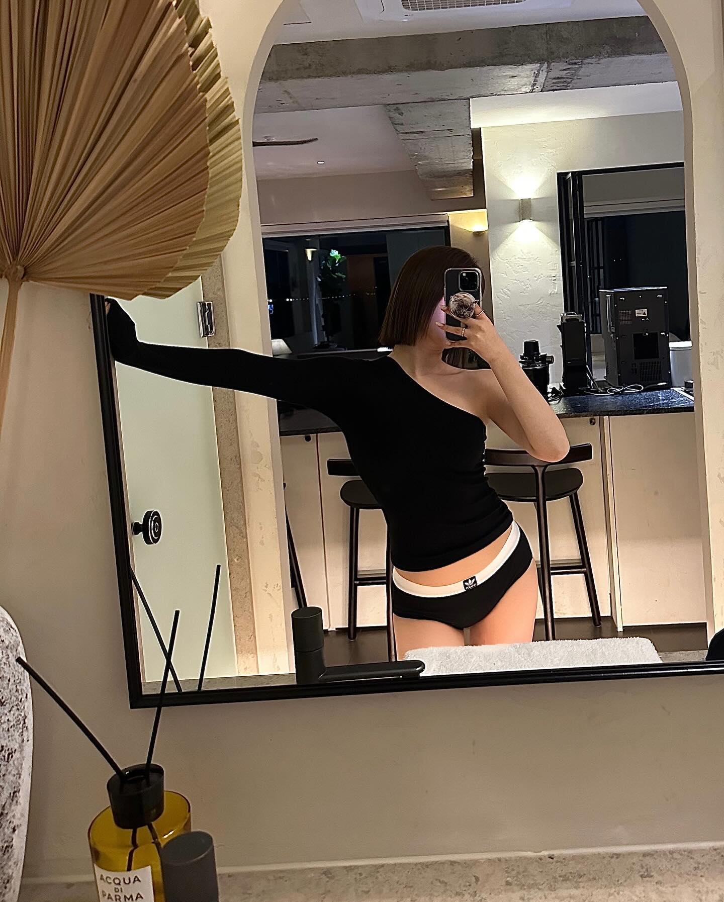 지나갈 때까지 기다리긴 보단,
내가 스스로 지나갈 줄도 아는 사람이 되어보자✨
#특별한오늘