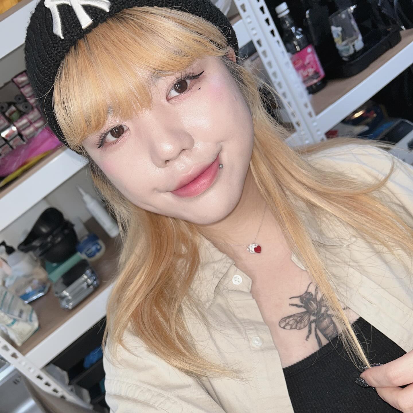오랜만에 셀카찍어서 피드 박제~!