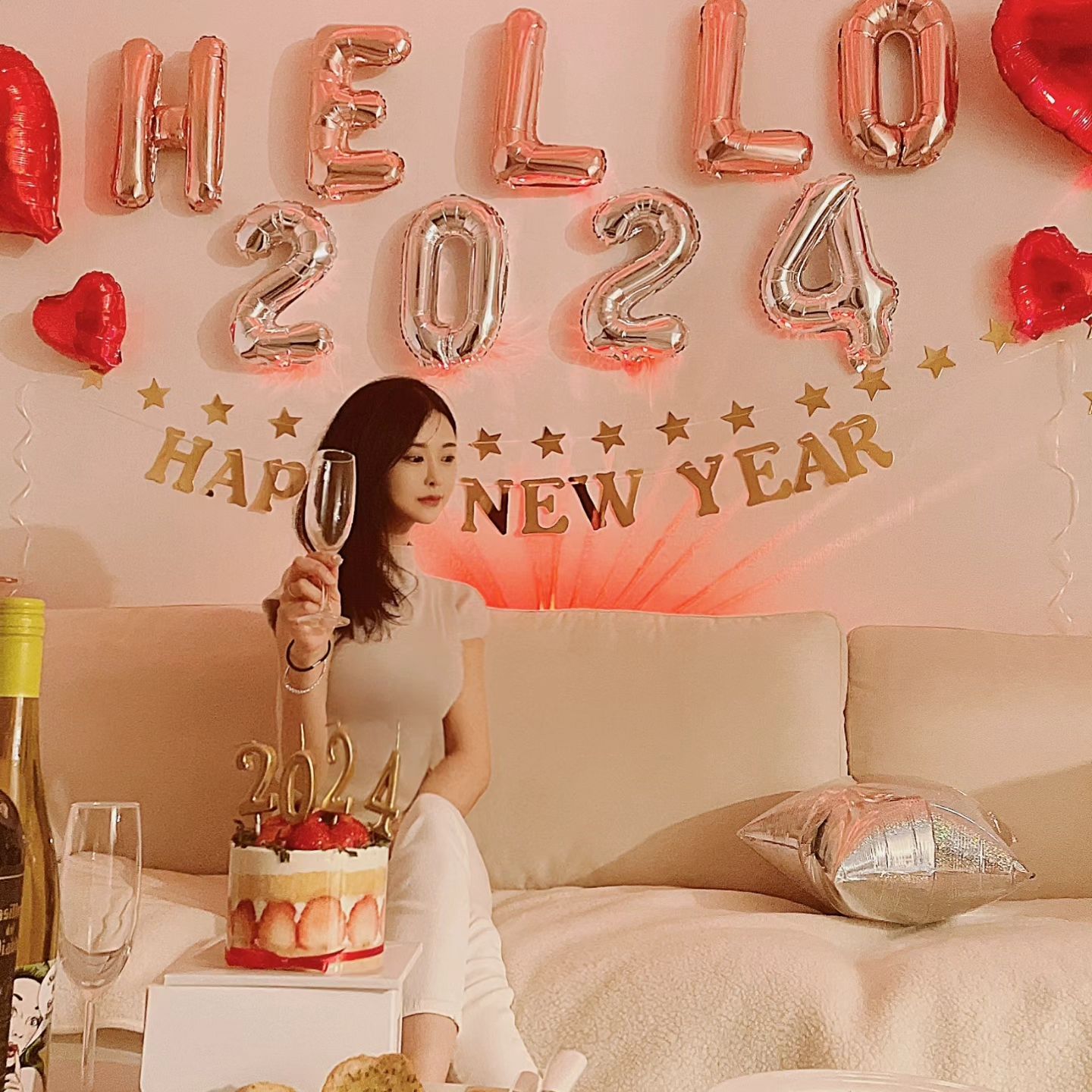 ❣️ᴴᵃᵖᵖʸ ⁿᵉʷ ʸᵉᵃʳ❣️

동생이랑 홈파티😚
떡국도 먹었지이 힛

힘들었지만 배운것이 많았던 2023년
2024년은 더욱 발전하는 내가되길🌟

.
.
#2024화이팅 #갑진년
#새해복 #홈파티