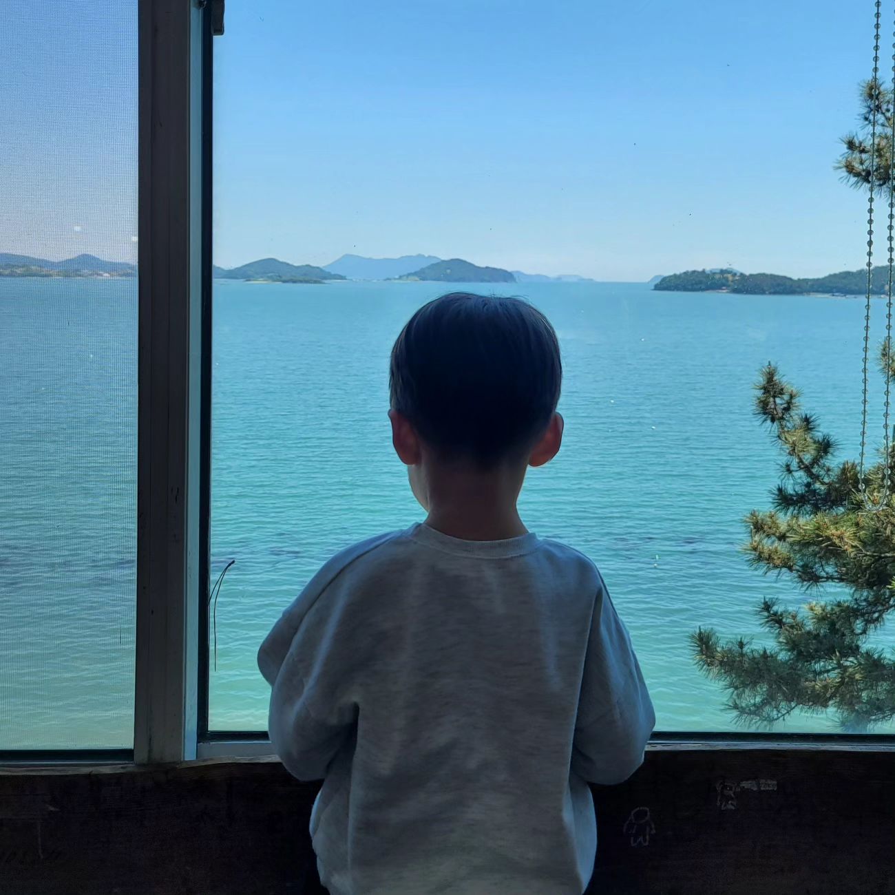 ⠀
뷰만 좋았다,, 🌊

안친한 사람이 맛집알려달라고 친한 척하면
소개 해줄만한 정도랄까? ㅎㅎ