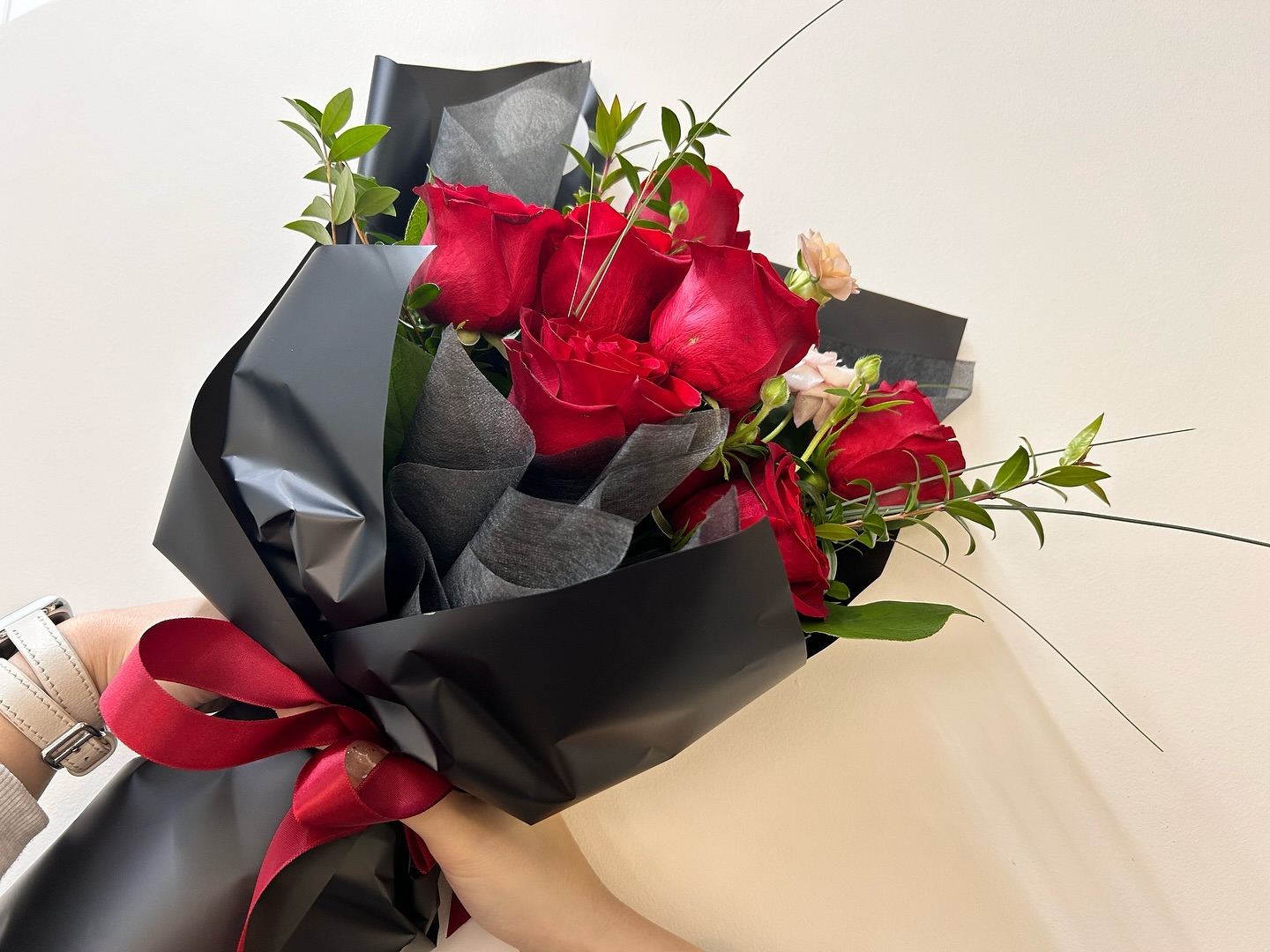 프포 꽃다발🌷
.
.
#가성비 있게 #결혼준비 하고 싶다면
#다이렉트결혼준비 카페 direct.wedding 가입할 때
#추천인코드 #코알랄 넣고 입력하세요!
#스드메잔금 #사회자 #부케 #현금 등등으로 사용 가능한 #3만포인트 즉시 지급됩니다!