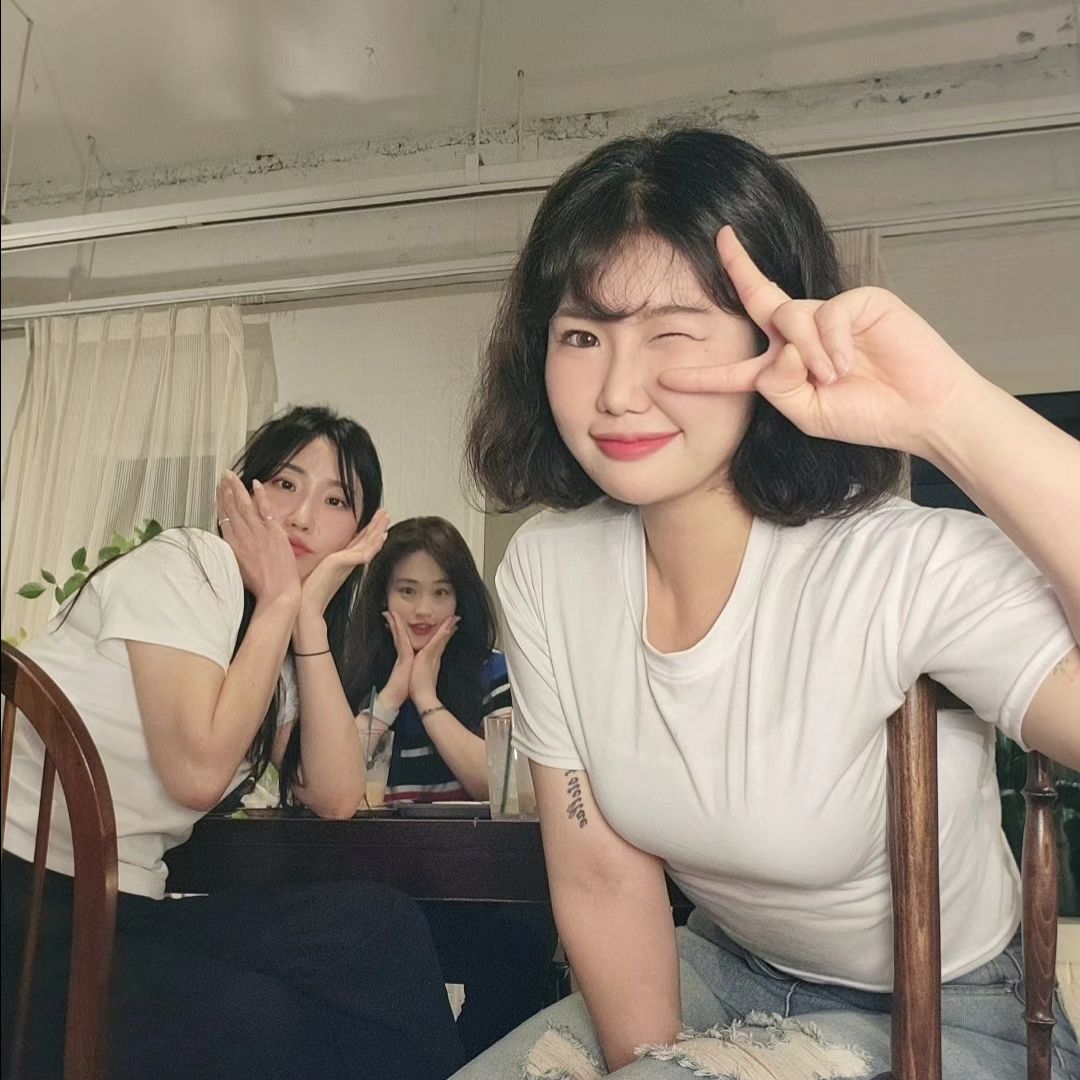 웃느라 배아팠던 날
언니들이랑 노는게 제일 좋아💛