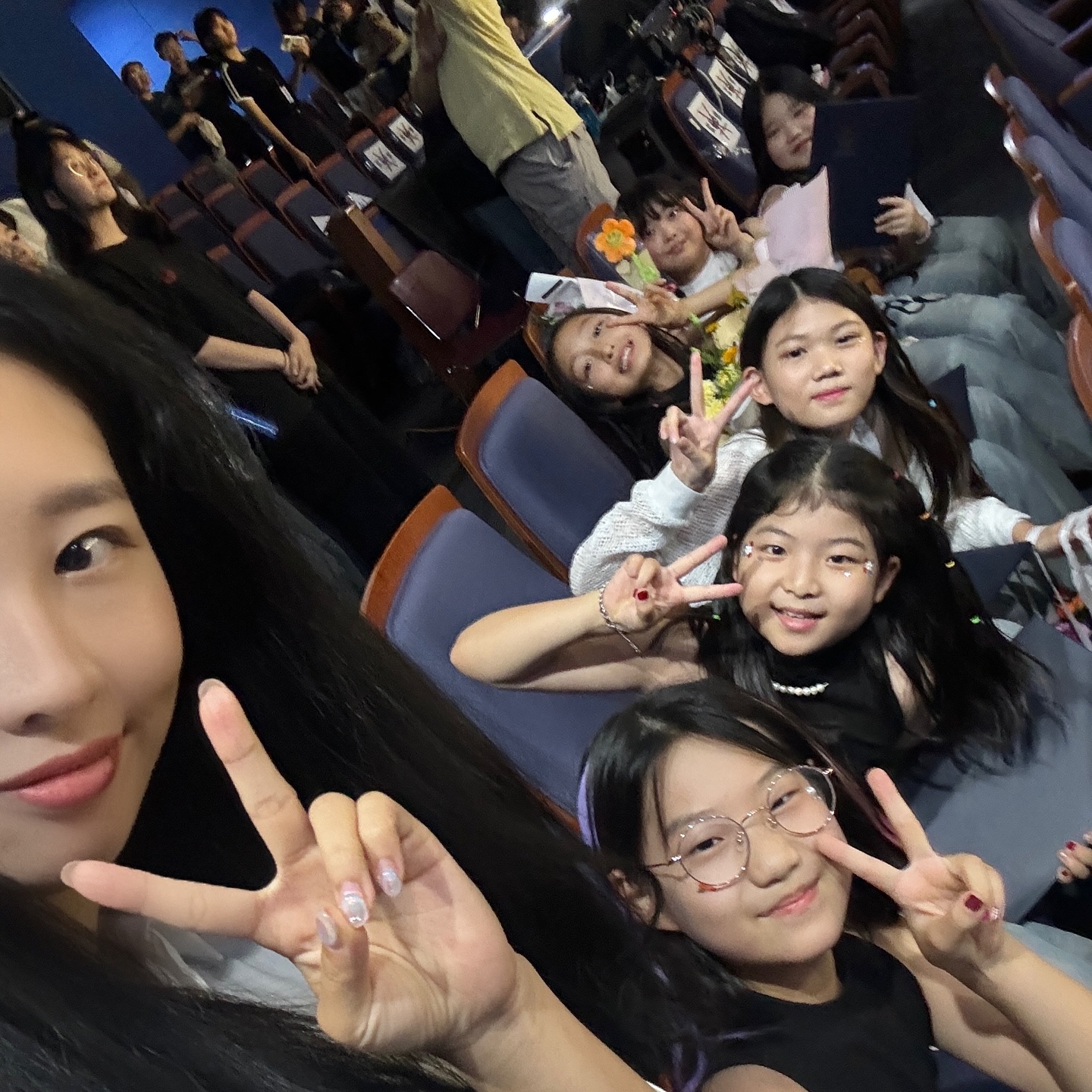 💓
2주라는 짧은시간 
항상 밝은 기운 넘치는 아이들과
좋은 선생님들과 함께 하여 즐거웠습니다✨

#kpopconcert #shhive센터