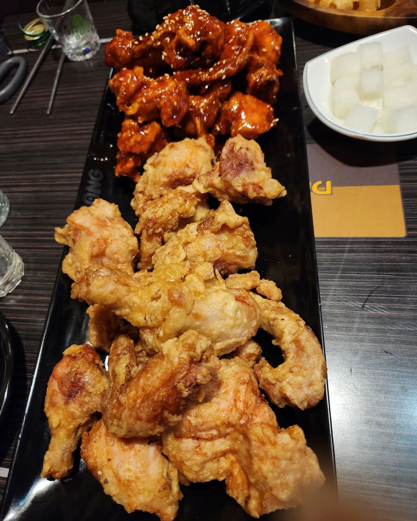 추억의 다사랑😆
베프들과 저녁먹고
베프신랑 포항에서 올라와서
다같이 추억의 다사랑을🤣

#청주 #다사랑 #금천광장 #청주맛집 #베프들과
#행복한시간 #수다 #휴가 #신난다
