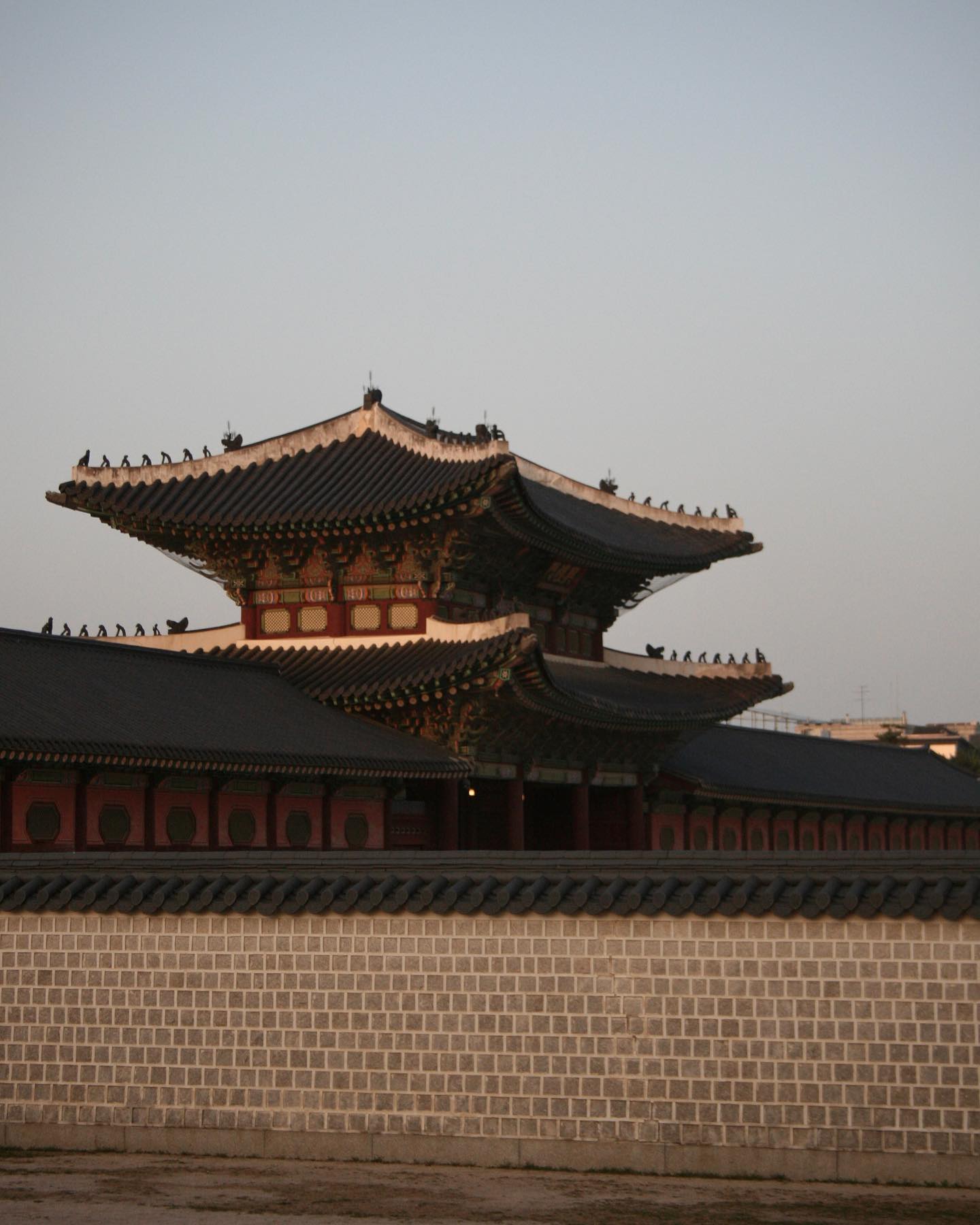 따땃한 노을 입은 경복궁