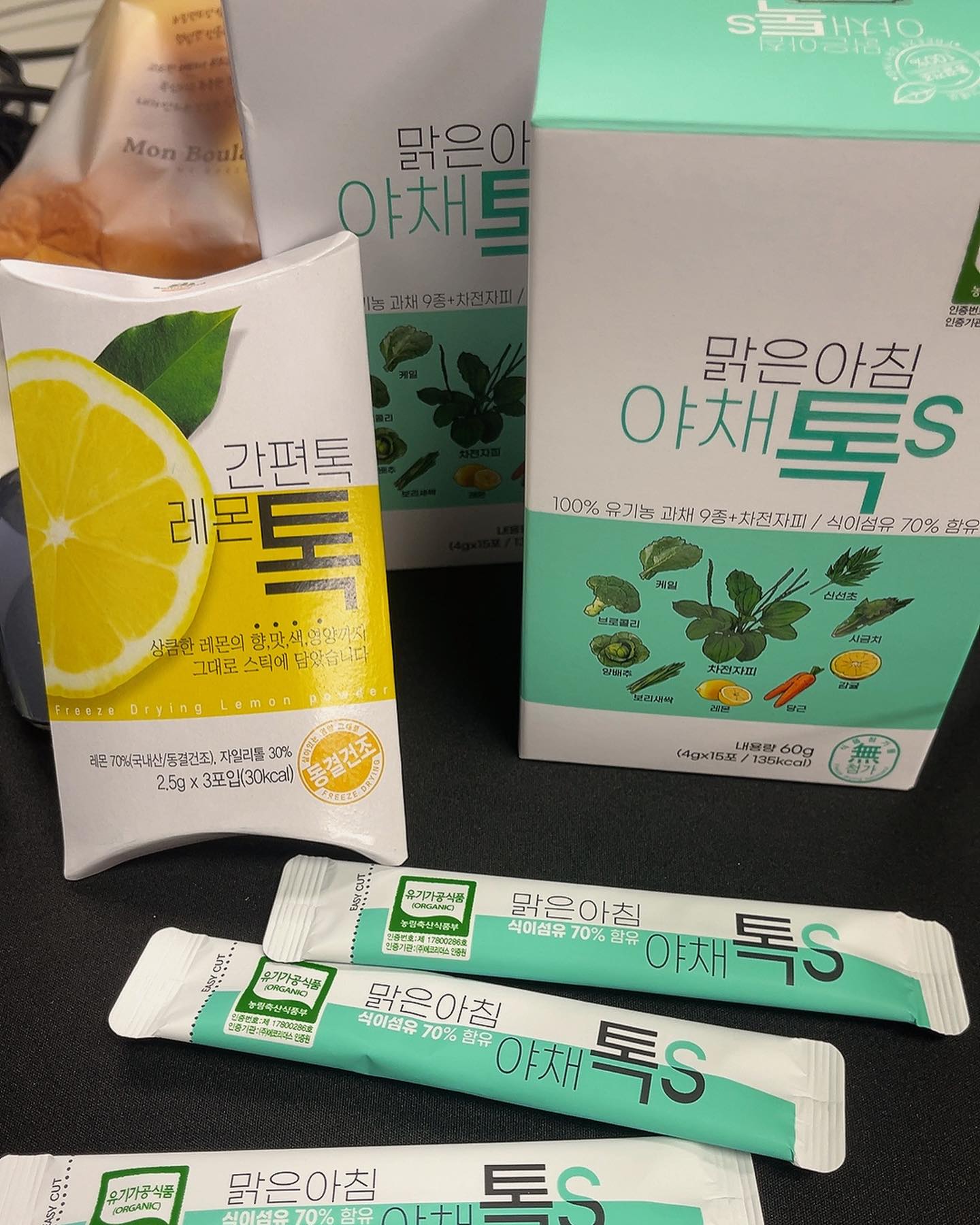 엄마가 보내준 차전자피식이섬유!
엄마들 픽이 아주 제대로야!
빵순이… 방만먹고 살다가
좋은 유기농 동결건조 야채분말 그리고 유기농 차전자피!
산마을 맑은아침 여채톡S 괜찮네!
#산마을 #차전자피 #차전자피식이섬유 #차전자피가루 #차전자피분말