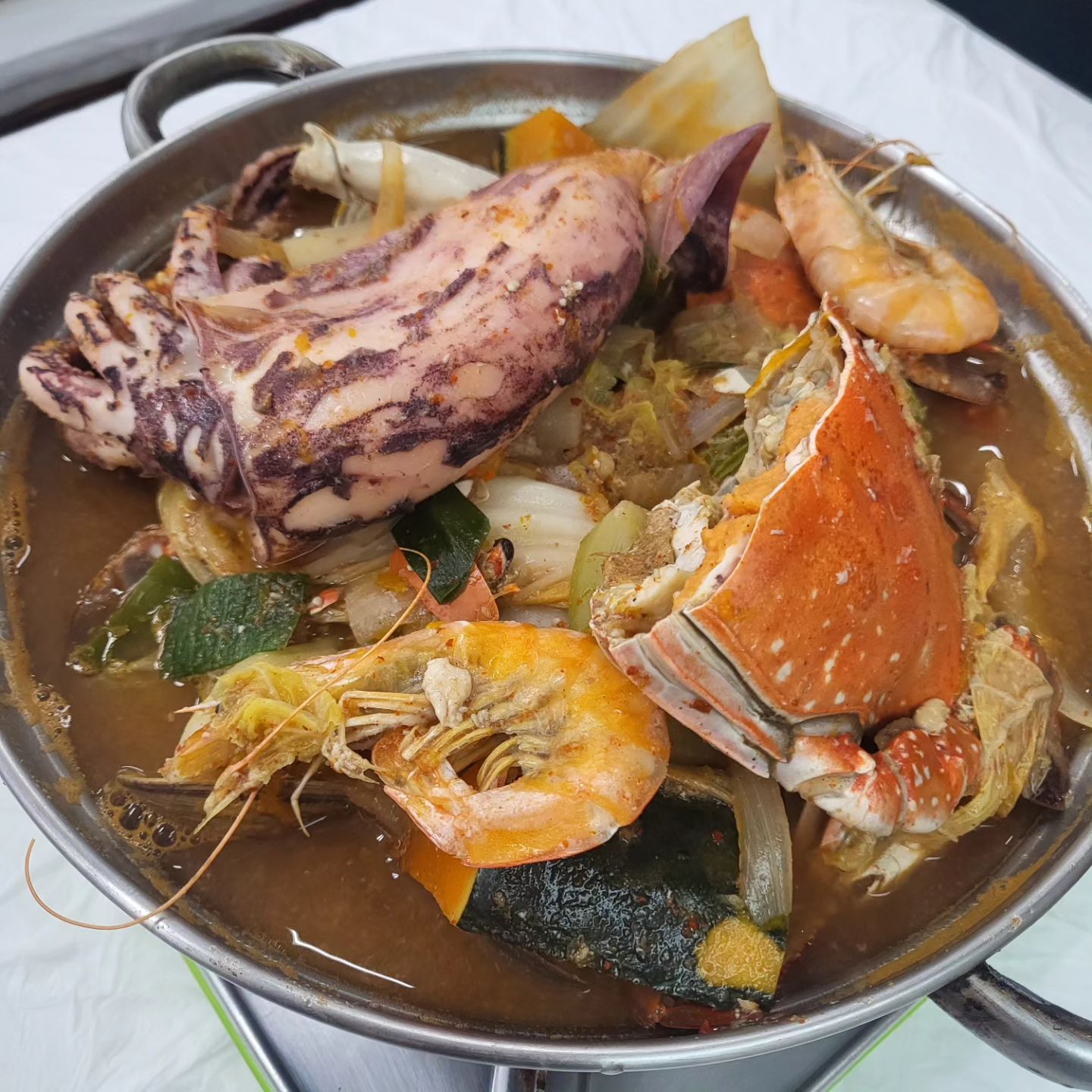 #해장 #지리고오지고 #게국지🦀 #수제비 #회덮밥 #광어지느러미살 #점심메뉴 #오늘뭐먹지 #맛집 #태안맛집 #맛스타그램 #맞팔 #먹스타그램 #먹팔 #안면식당