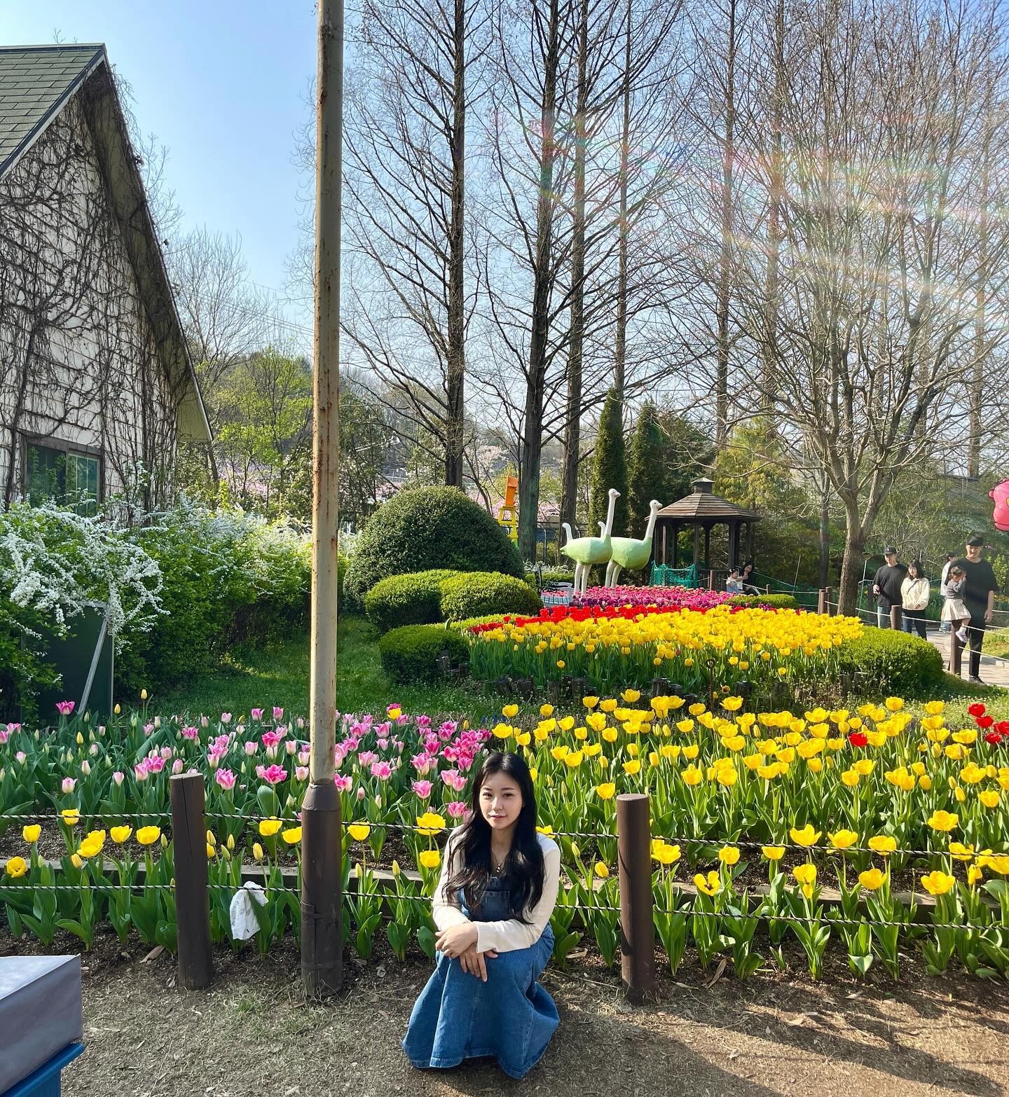사람 넘 많아서 후퇴해야하나 싶었는데 너무 잘 놀고왔다👶🏻
갑자기 자동차를 타고간데서 출발직전에 자동차로 바꿔가져왔는데 왕자님 대만족😮

.
.
.
.
.
.
.
.
.
.
.
.
.
#벚꽃놀이#벚꽃구경#벚꽃#벚꽃놀이막차#전주#전주동물원#아기랑#아기랑갈만한곳#아기랑전주#아기랑동물원#애둘맘#일상#소통#육아#육아맘#육아스타그램