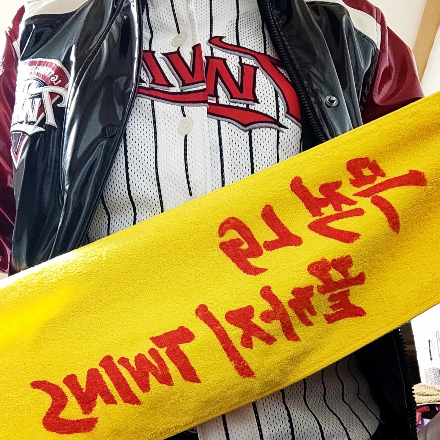 여러부운~ 우리 엘지가 2차전 승리했어요오~~
금요일 3차전도 승리 기원!!!!!!!

#무적엘지 #끝까지트윈스 #엘지트윈스 #한국시리즈 #한국시리즈우승기원 #방구석응원 #lgtwins