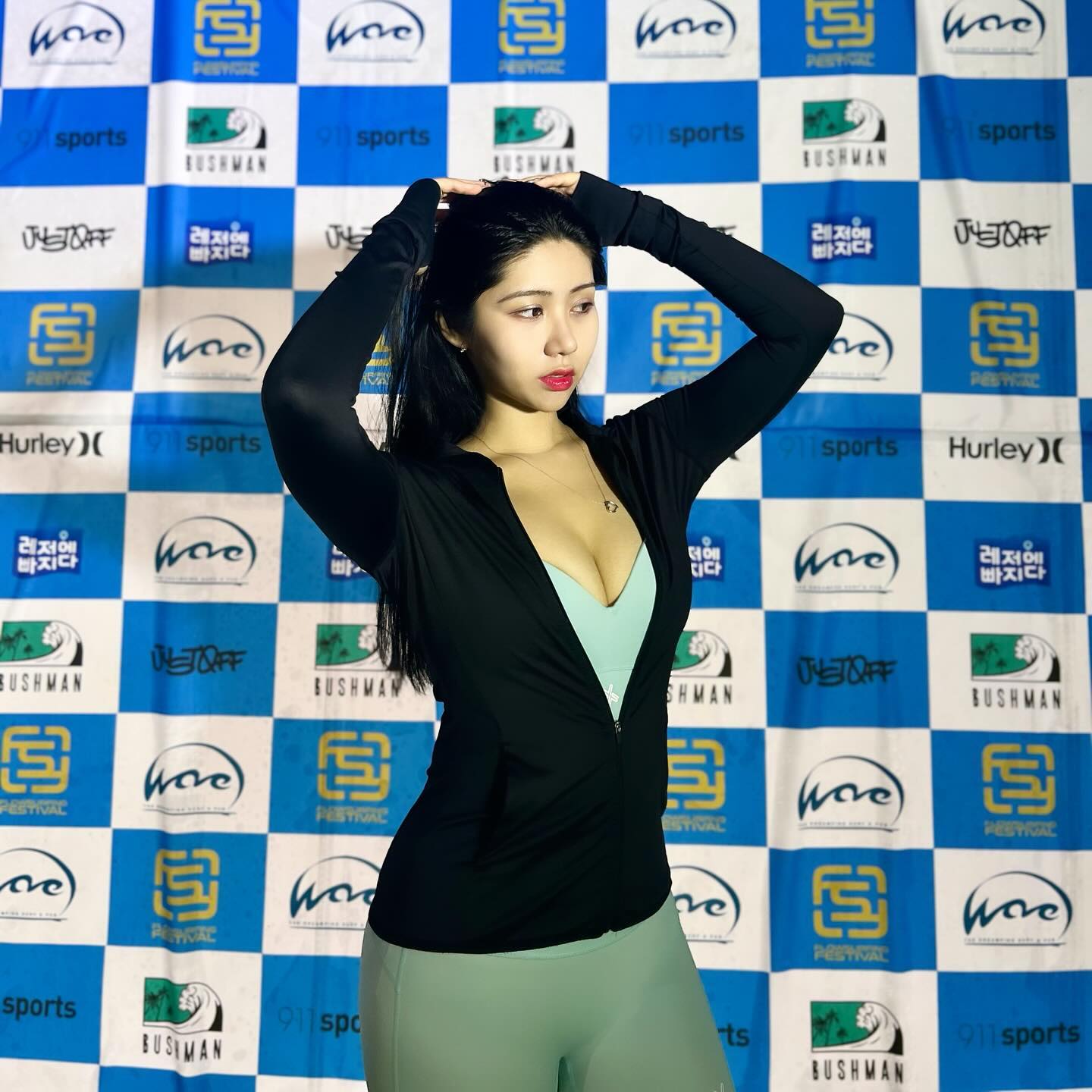 간만에 #레저스포츠 #실내서핑 

멋지게 타는 모습 찍고싶었는데 그러기엔 너무 #초보서퍼 였다✨❤️