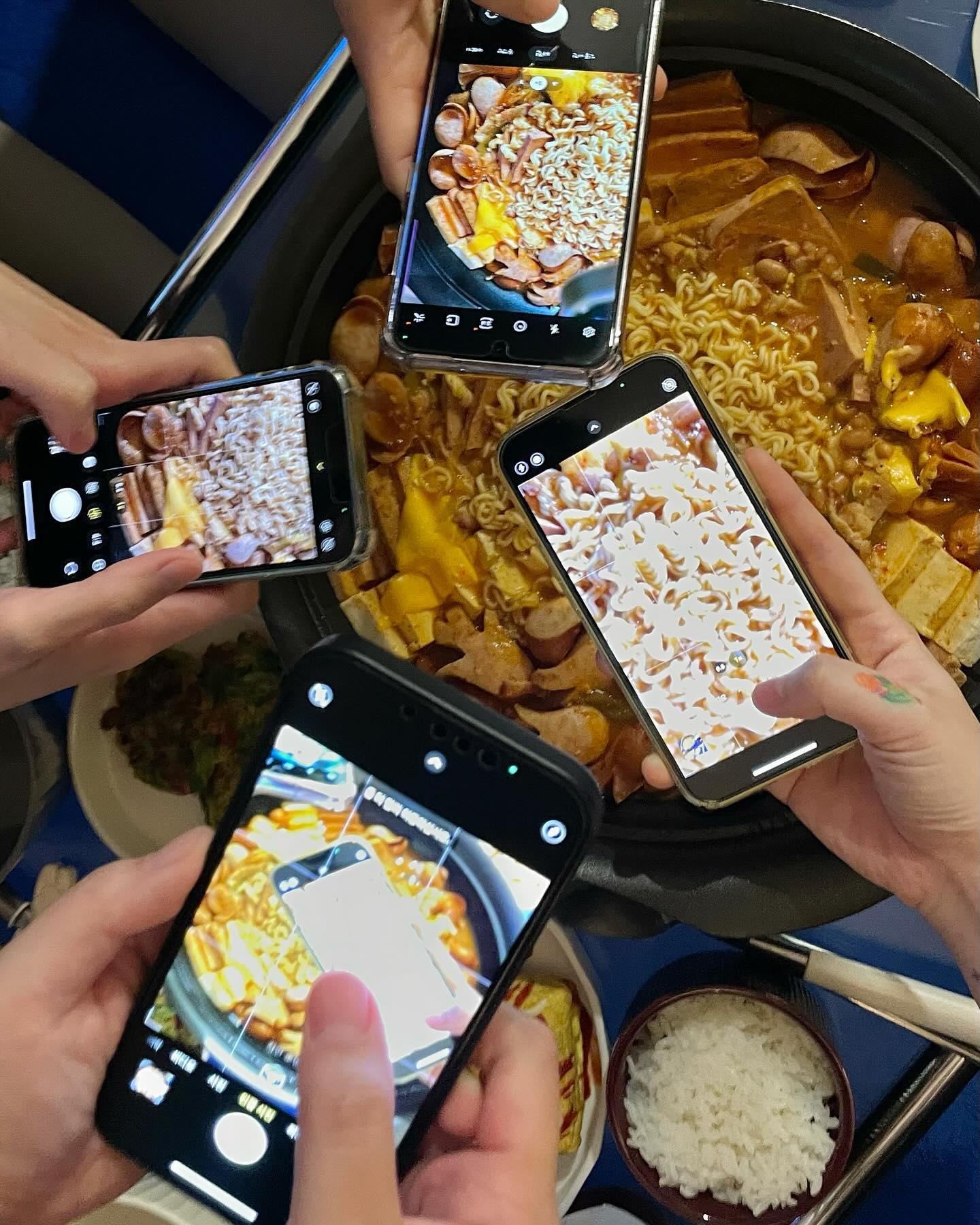 🎆
넘 즐거웠당😚 불꽃놀이 최고!
(먹부림도 빠질 수 없지)
박쉪 최고🤩