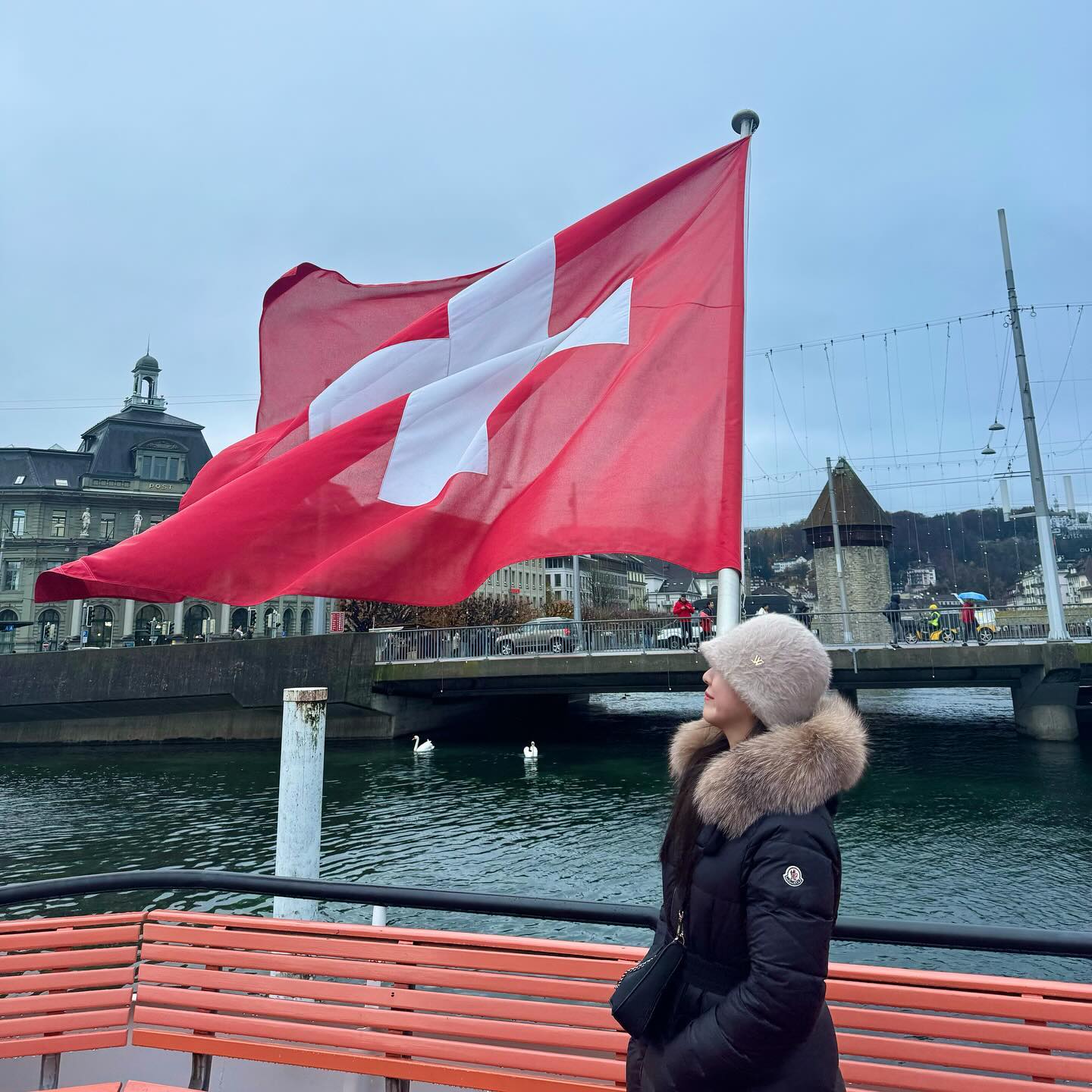 𝗦𝗪𝗜𝗦𝗦🇨🇭♥️
#신혼여행 #스위스 #루체른 #switzerland #ruzern #🇨🇭
#현진철민_신혼여행