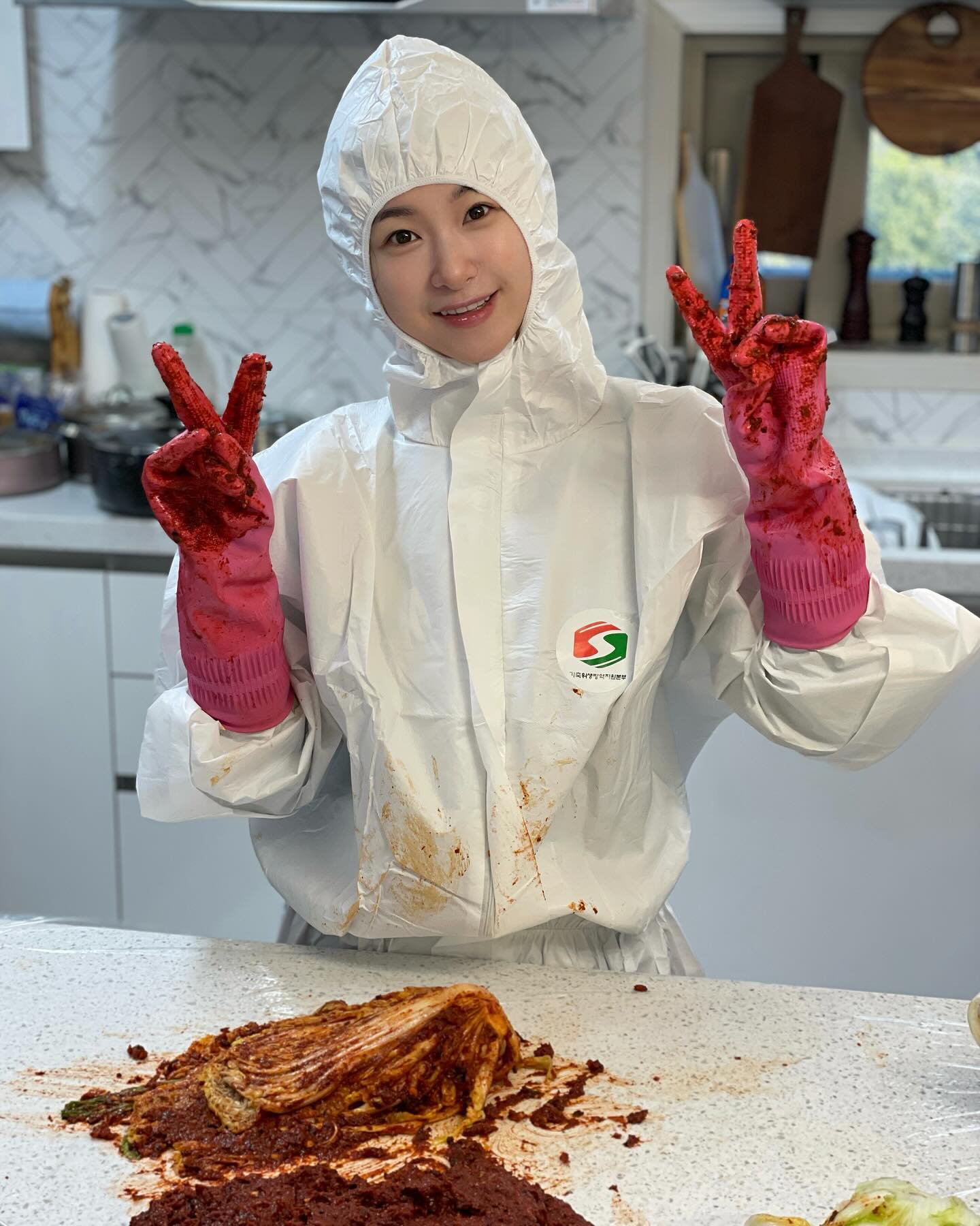 ✌🏻
김치공장 아니구..빙가네 #김장김치파티 🔥
📌내년 2025김장파티 #파티원 모집해요.
(제공내역: 전라도삼합, 500평 텃밭체험, 캠핑자리, 불멍, 풋살경기장 등)