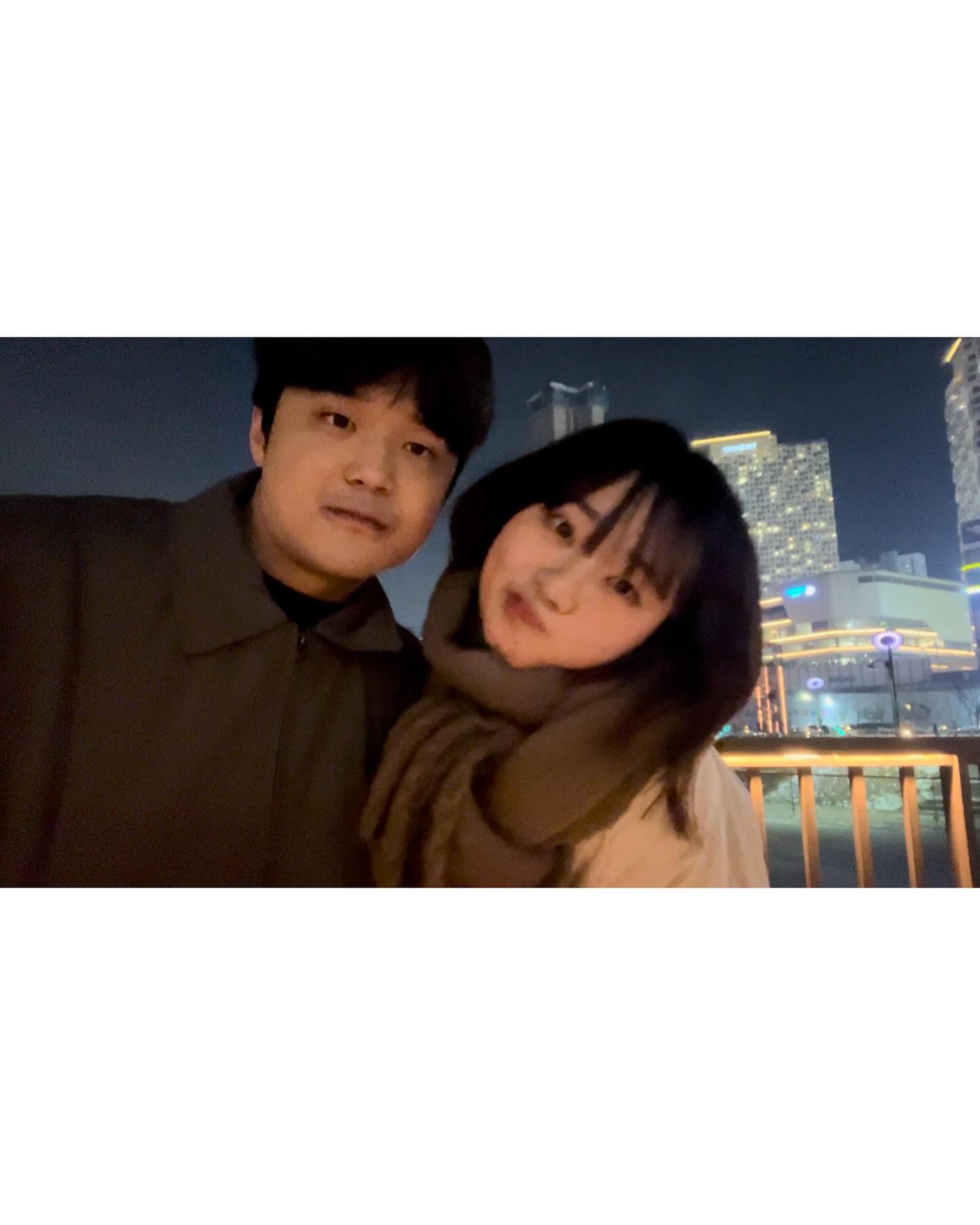 100일뒤에 다시 호공오기 성공 ✌🏻✨! 
오빠랑 크리스마스 보내기 성공 🎅🎄🎶