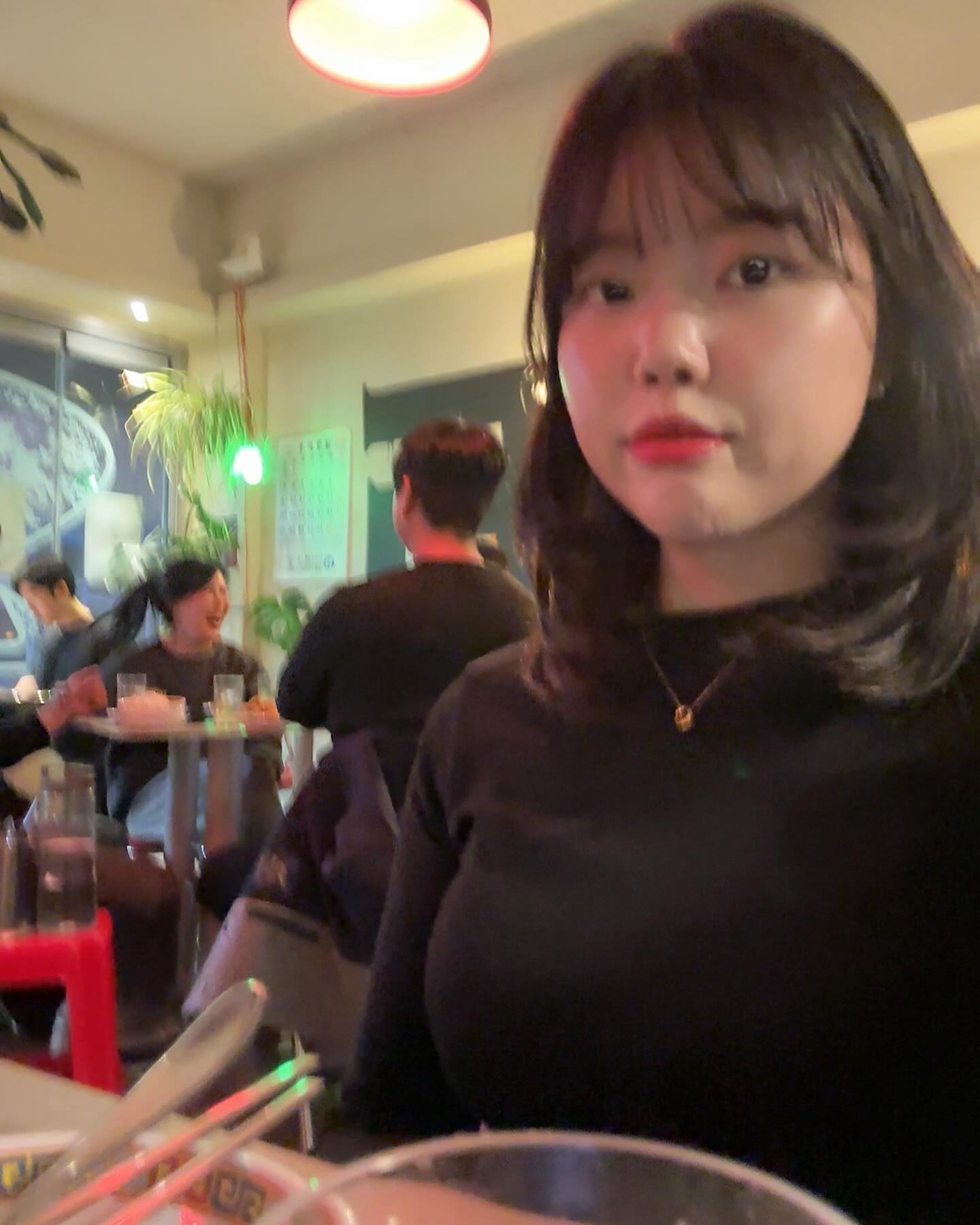 먹는 행복☺️ 어떻게 참아요,,,?

전포 #음주가밀 #동양주점
안주 다 너무 맛있어서 젖가락을 놓치 못 햇어요🤣

내일 테니스 더 열심히 칠게요ㅋㅋㅋ
자기전 #피치맛번 잊지 말구!!🍑🩷

모임으로 인해  #딥트3일 문의 답변 못 해드려서
내일 오전 9시 까지 링크 열어두고 마감할게요!☺️

✨ 피치맛번은 당분간 품절 된다고 하니
망설이시는 분들은 꼭 이번 기회 놓치지 마세요~!

.
.

#연말모임 #전포크리스마스 #전포동술집