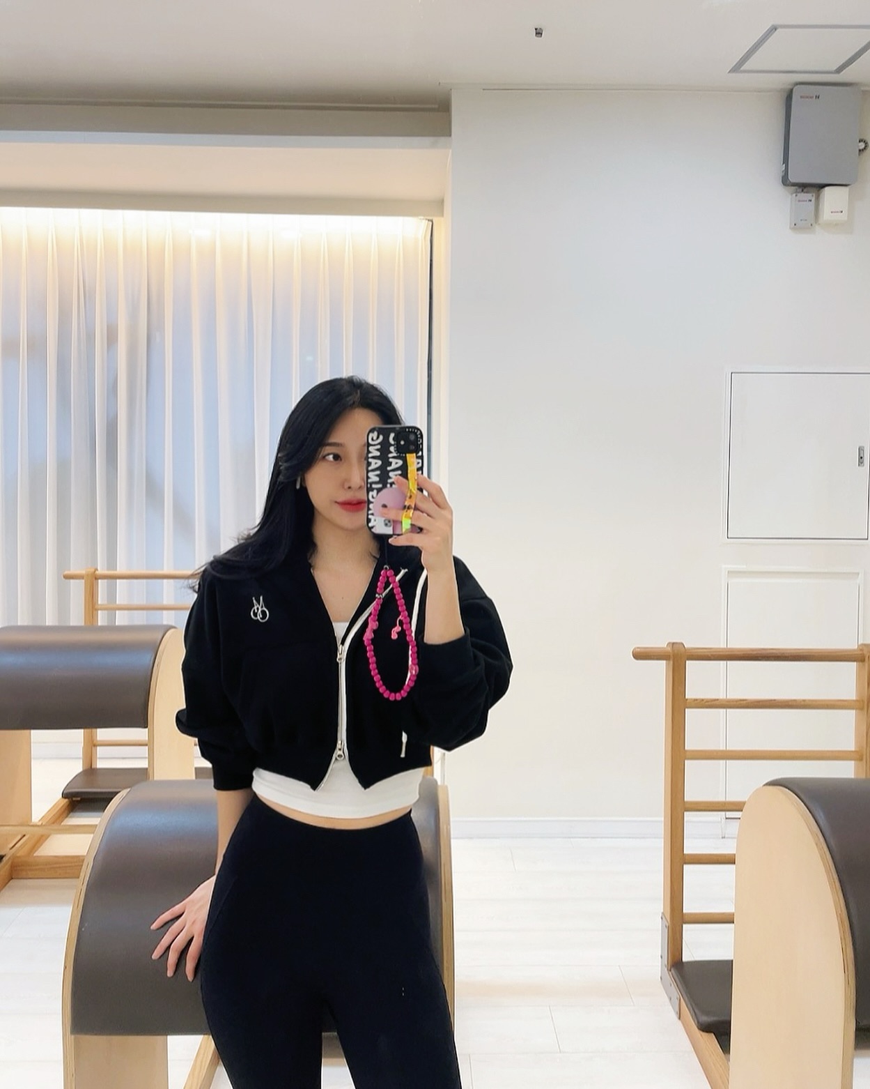 요즘 뭘 하든 너무 재미 없짜나 …..? 🥲