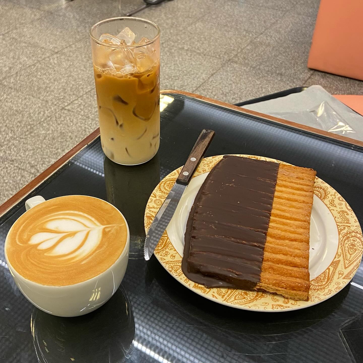 #영등포카페 #영등포롯백카페 #영등포맛집 #영등포아우어 #아우어 #our #빨미까레 #빨미까레맛집