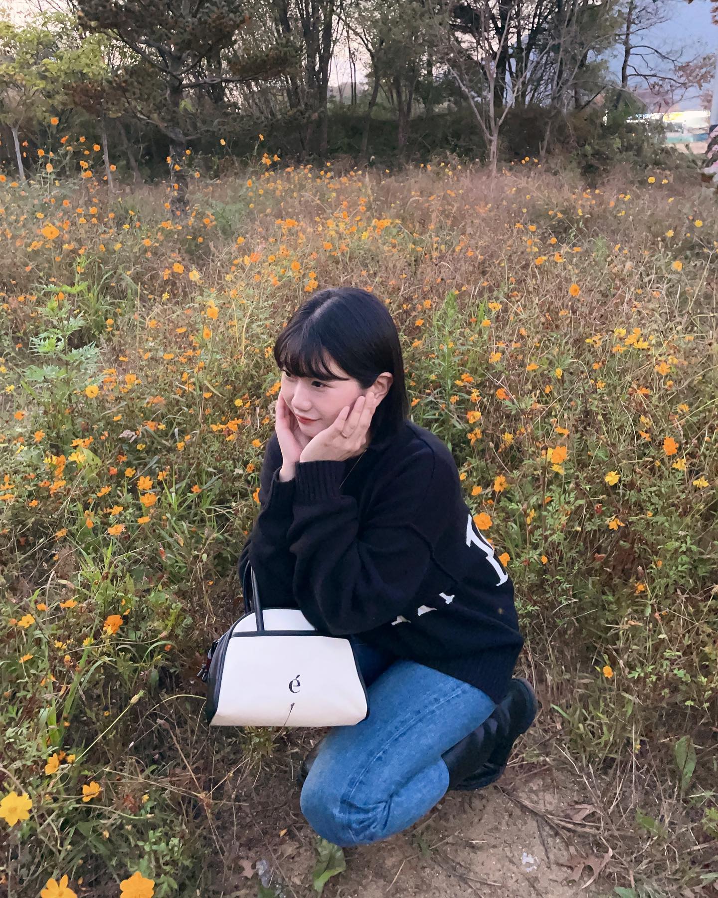 작게 잘나온 사진😎❣️
독립기념관 근처 #카페목천
천안오니라 고생했숨다👍
#천안카페 #천안가볼만한곳 #독립기념관카페 
#가을 #천안여행 #독립기념관 #사랑하는성은서니🫶