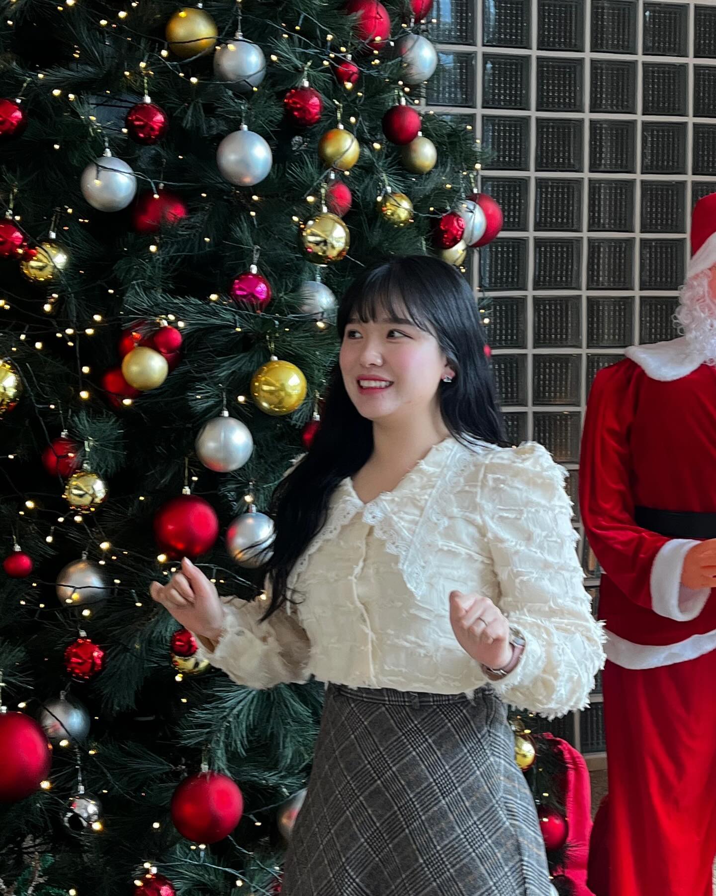 ⁽⁽٩(๑˃ᗨ˂)۶⁾⁾ _ 🎄