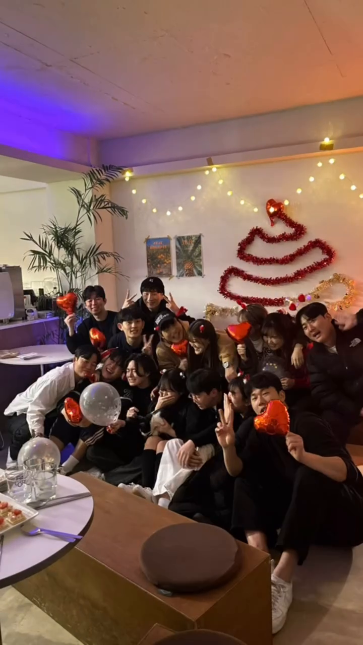 🎄Merry Christmas & Happy New Year☀️