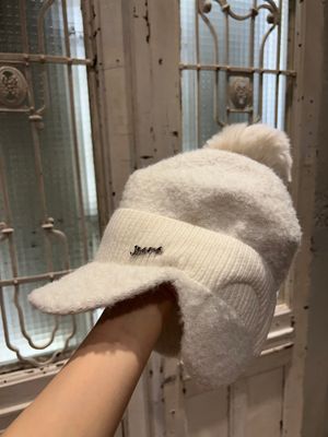 [심플루] 심플루 니트 골지 털방울 모자