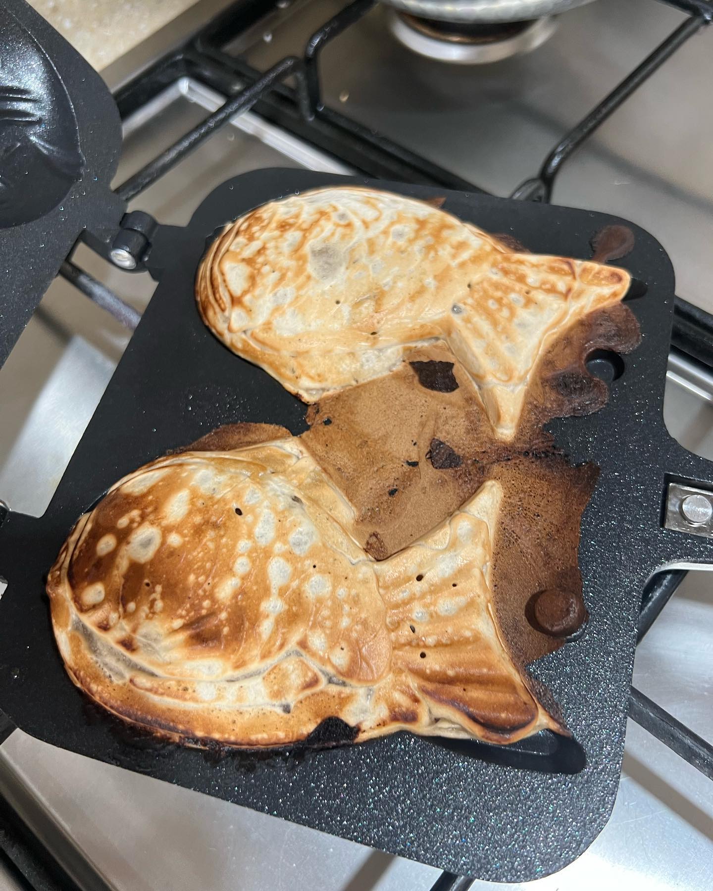 ☃️🐟🥖
오늘도 구웠다 집붕어빵!
계란도 우유도 없는 맛난집붕어! 애들간식으로 강추🫶🏻
.
#비건간식
#알러지프리간식 
#엄마표간식 
#붕어빵만들기