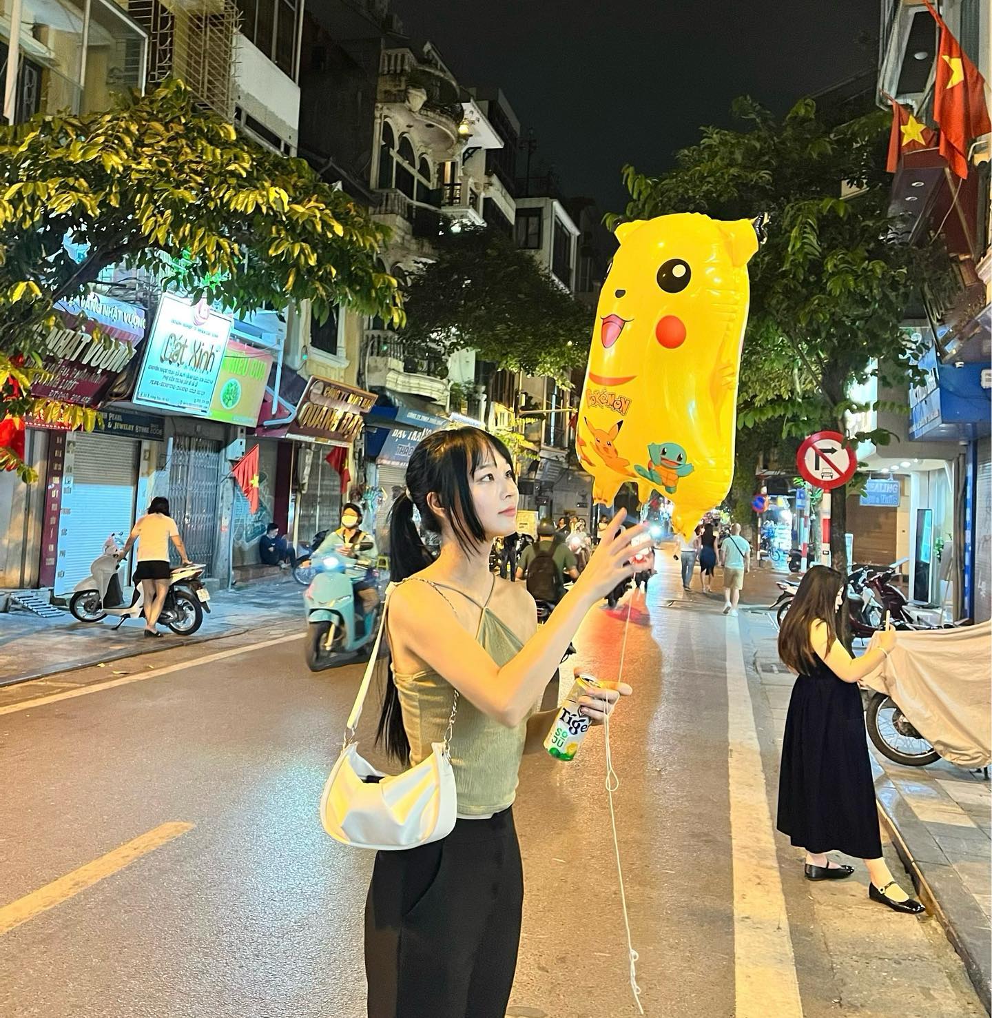 🇻🇳 + pikachu

#vietnam #hanoi