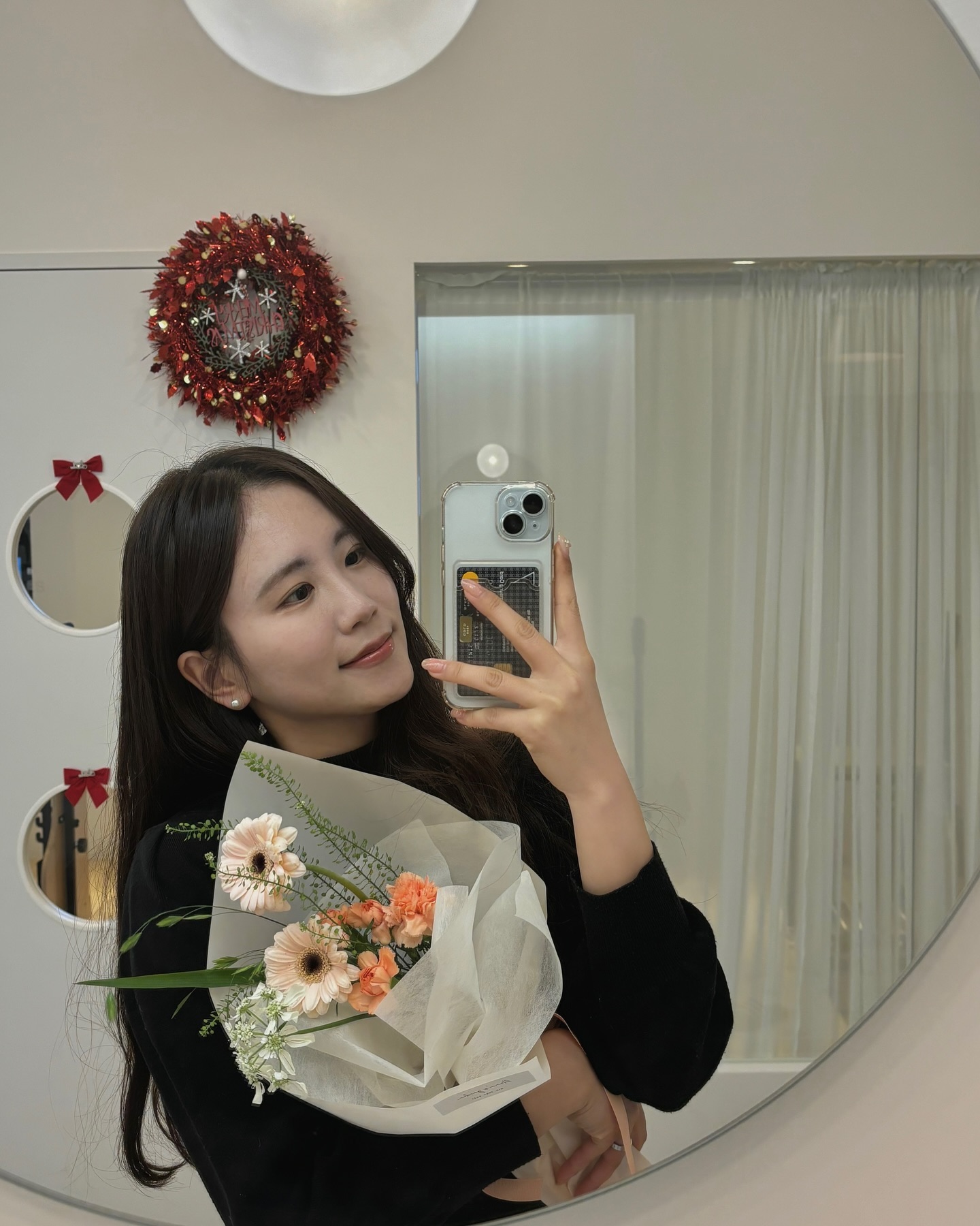 예나님이 선물해주신 꽃🌷💗 꽃사러 가셨다가 내 꽃도 사셨다는데 얼마나 감동이냐구🎀