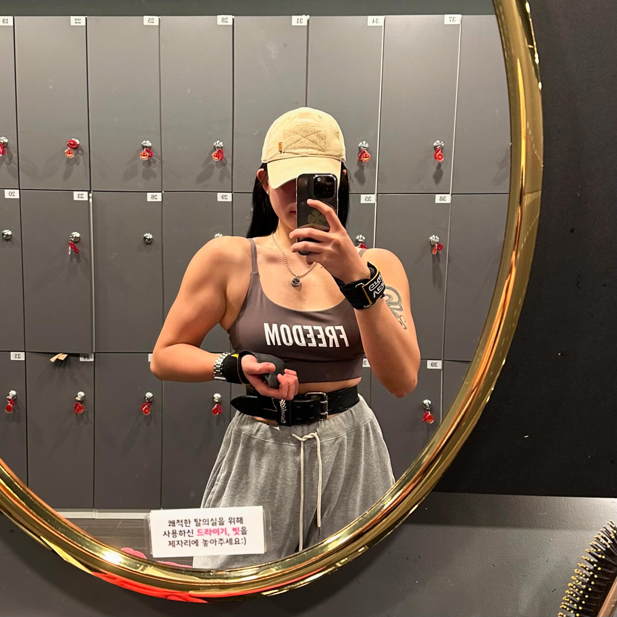 부족한점이 넘많지만 아자뵤🥺🤍