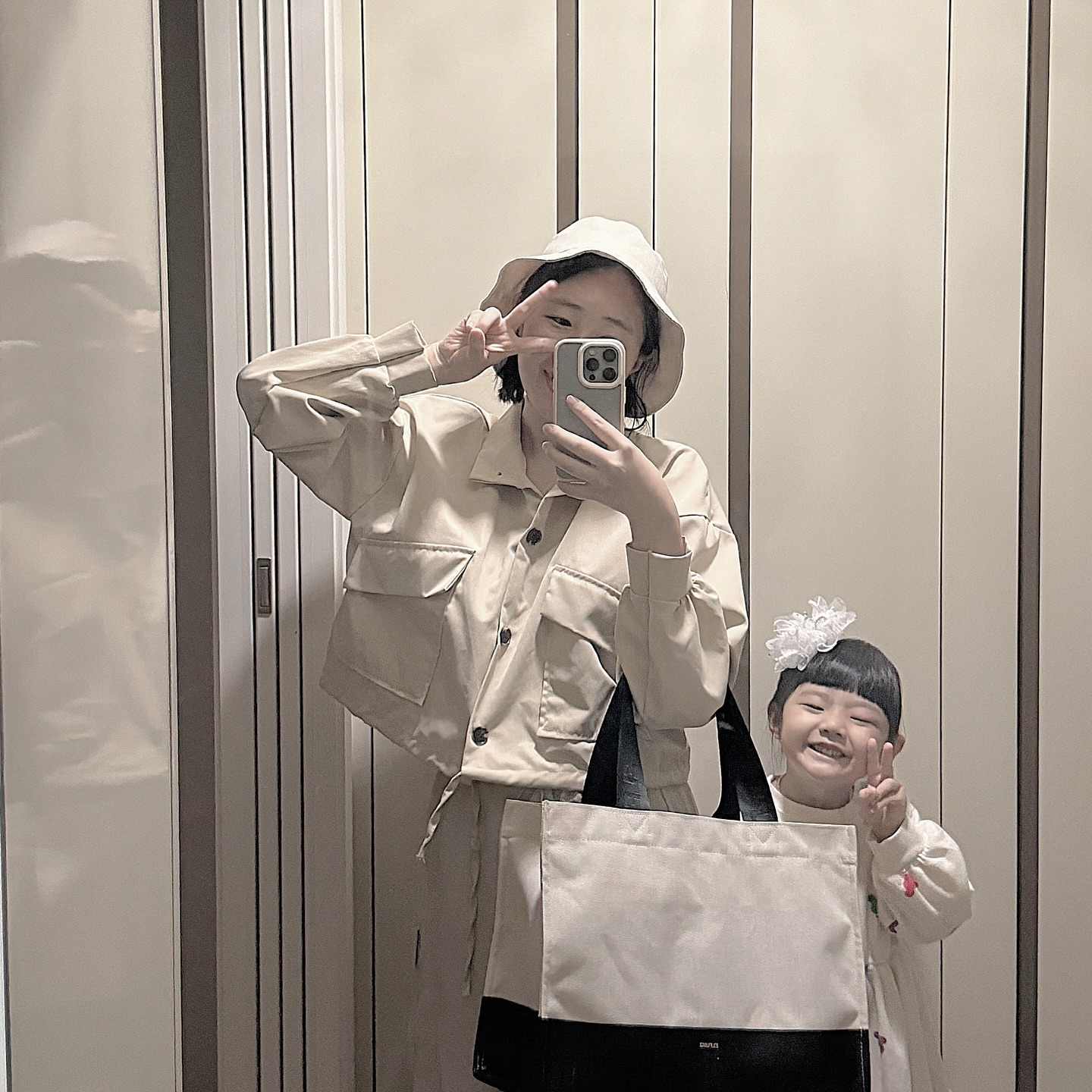 오랜만에 옹심이랑 #거셀 👧🏻👩🏻✌🏻
별로 한건 없지만 즐거웠던 하루🥰 #외동놀이
#사랑해사랑해사랑해 #내새끼💕