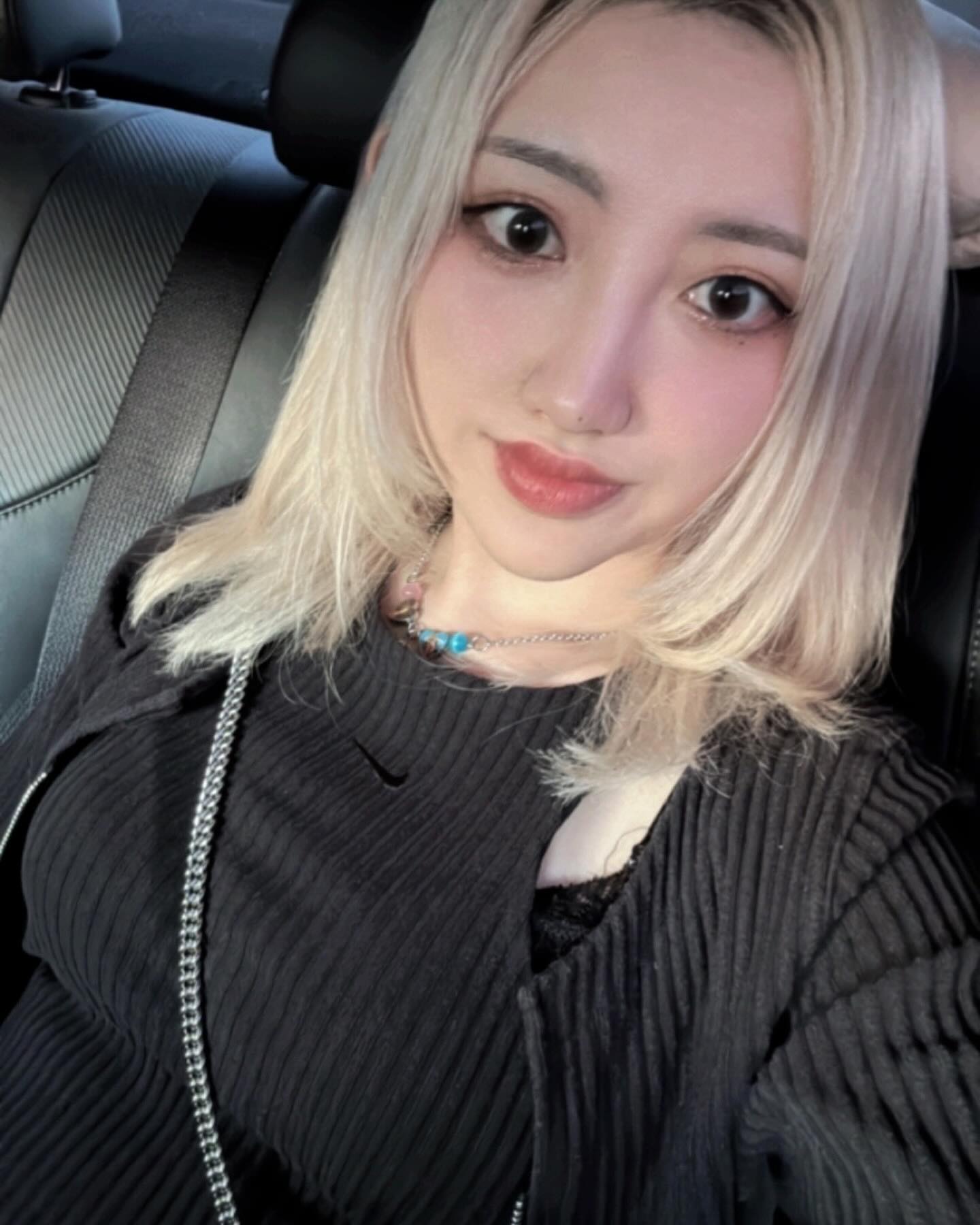 모두 햅삐✨주말 잘 보내세요☁️🌊🤍