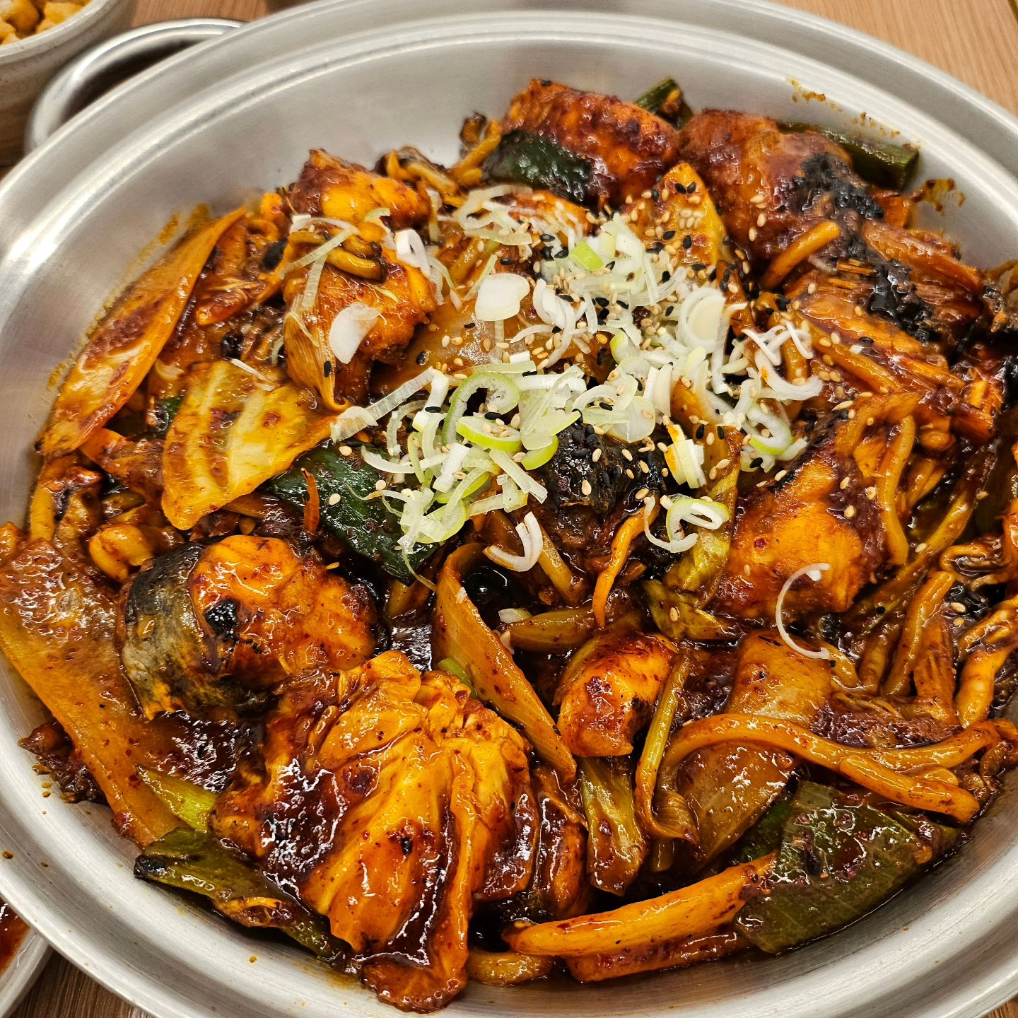 맛집투어🩷
친정에 가서 아구찜, 아구불고기 먹으러 고고
아 너무 행복한 외식ㅋㅋㅋㅋ
은기랑 이경이믄 아구 튀김에 뀾혀서 한그릇 뚝딱하고
너무 맛있었당😍

https://baemin.me/Omr0oNjxD

#언양맛집 #울산아구수육 #언양아구찜 #언양아구찜 #울산아구맛집 #울산아구불고기 #언양야식맛집 #언양배달맛집